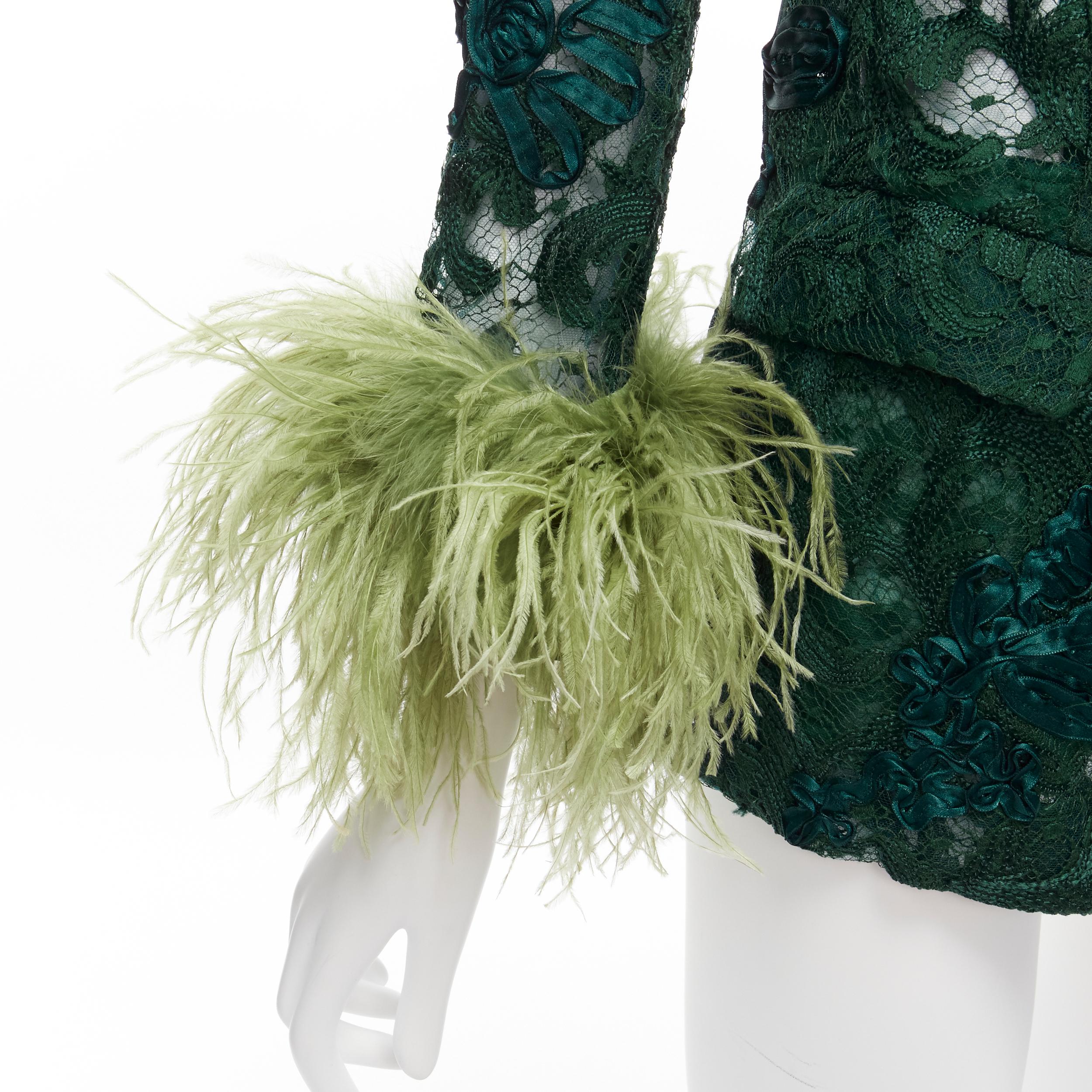 Gucci Aria  Veste blazer en dentelle avec manches en plumes d'autruche embellies IT36  en vente 5