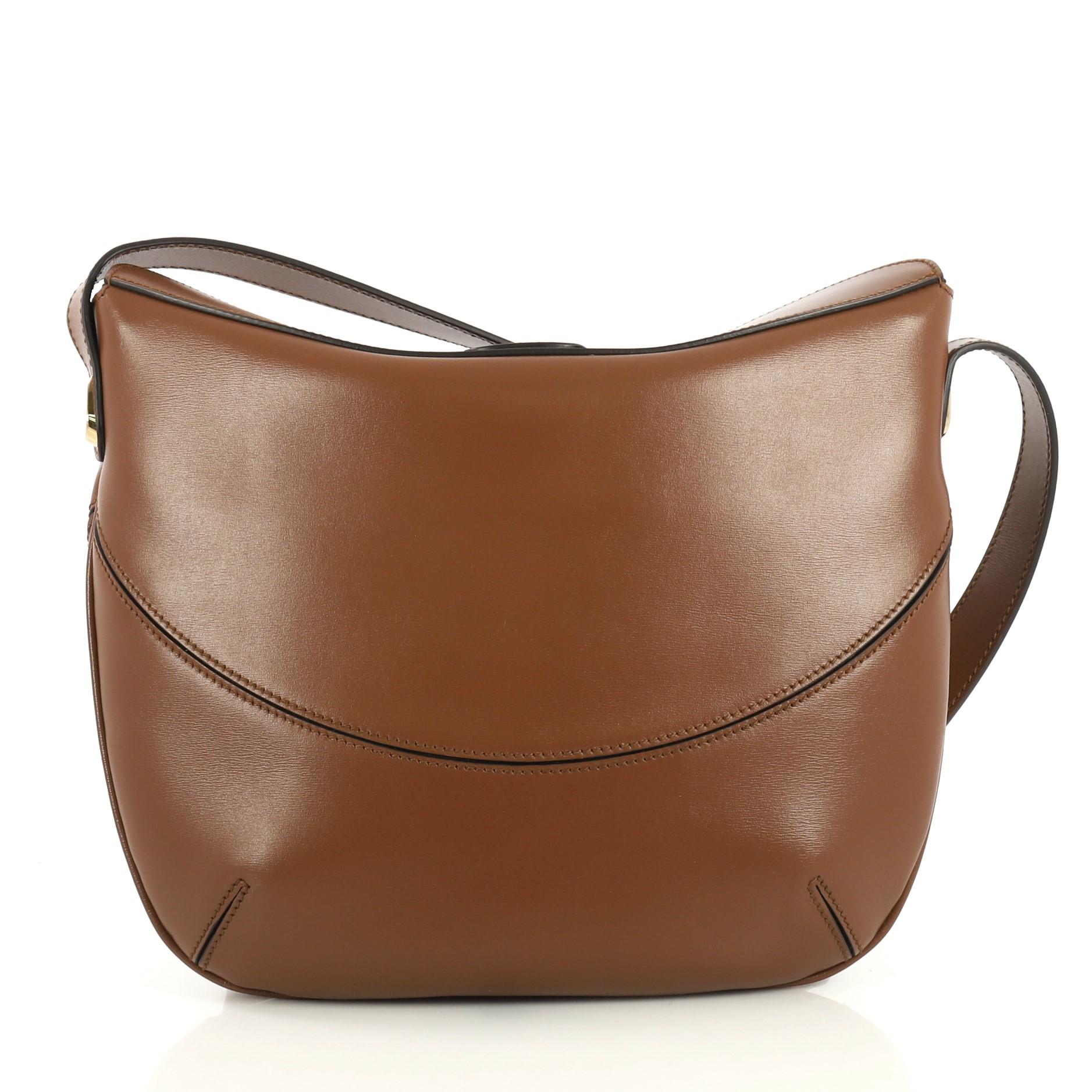Gucci Arli Crossbody Bag Leather Medium In Excellent Condition In NY, NY