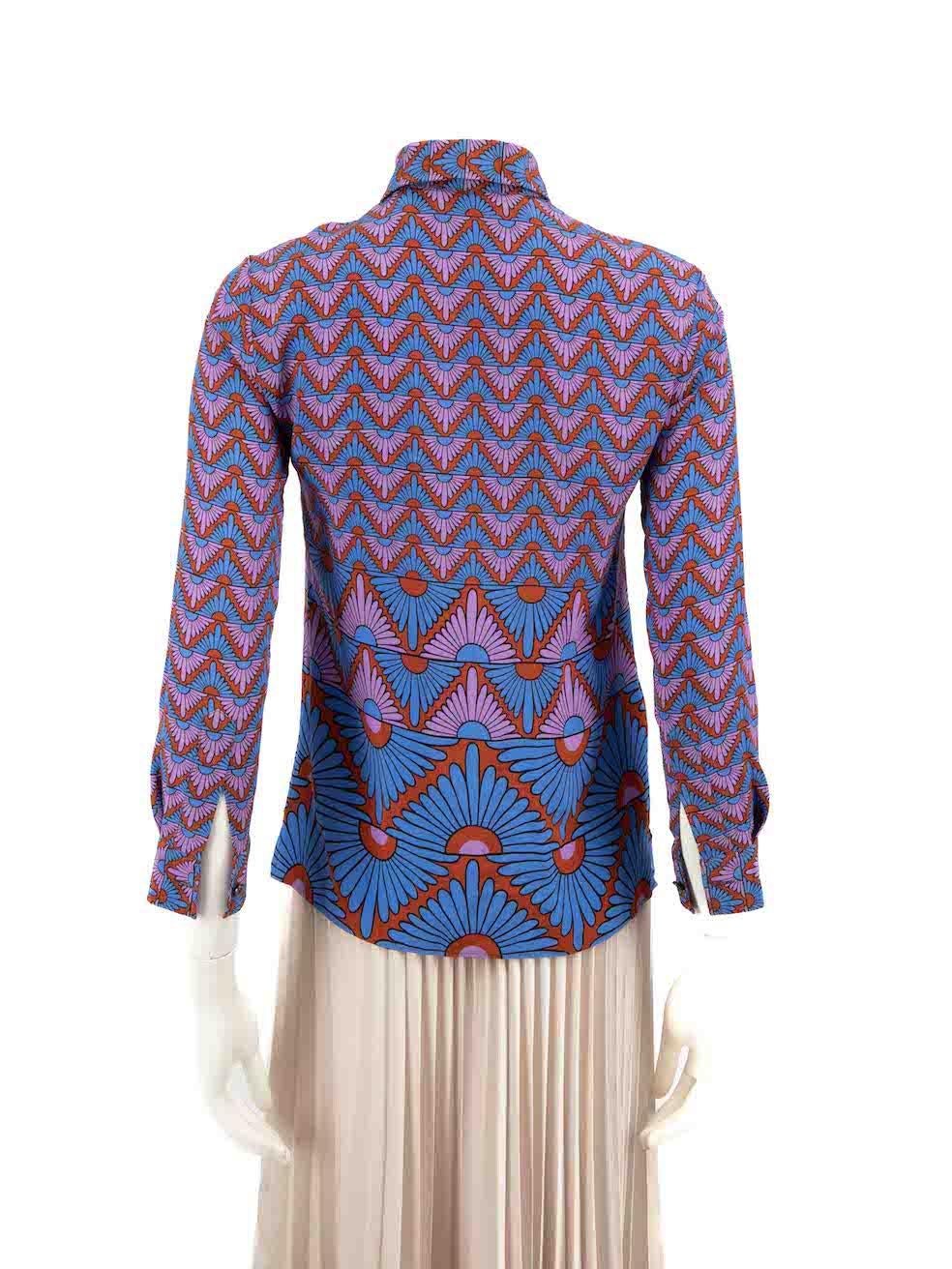 Gucci Art Deco Print Silk Shirt Size XS In Excellent Condition For Sale In London, GB