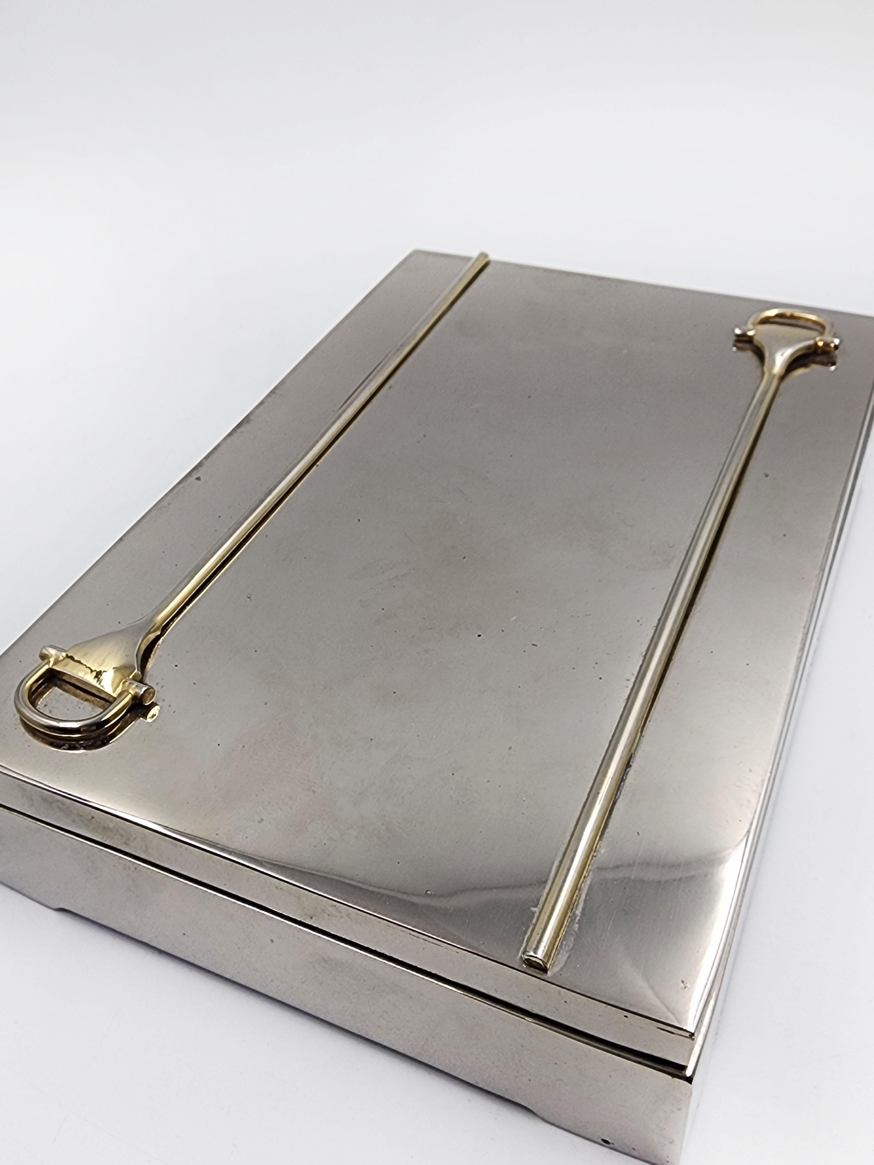 Estuche de tabaco de metal plateado Art Déco Gucci en Bueno estado para la venta en Autonomous City Buenos Aires, CABA