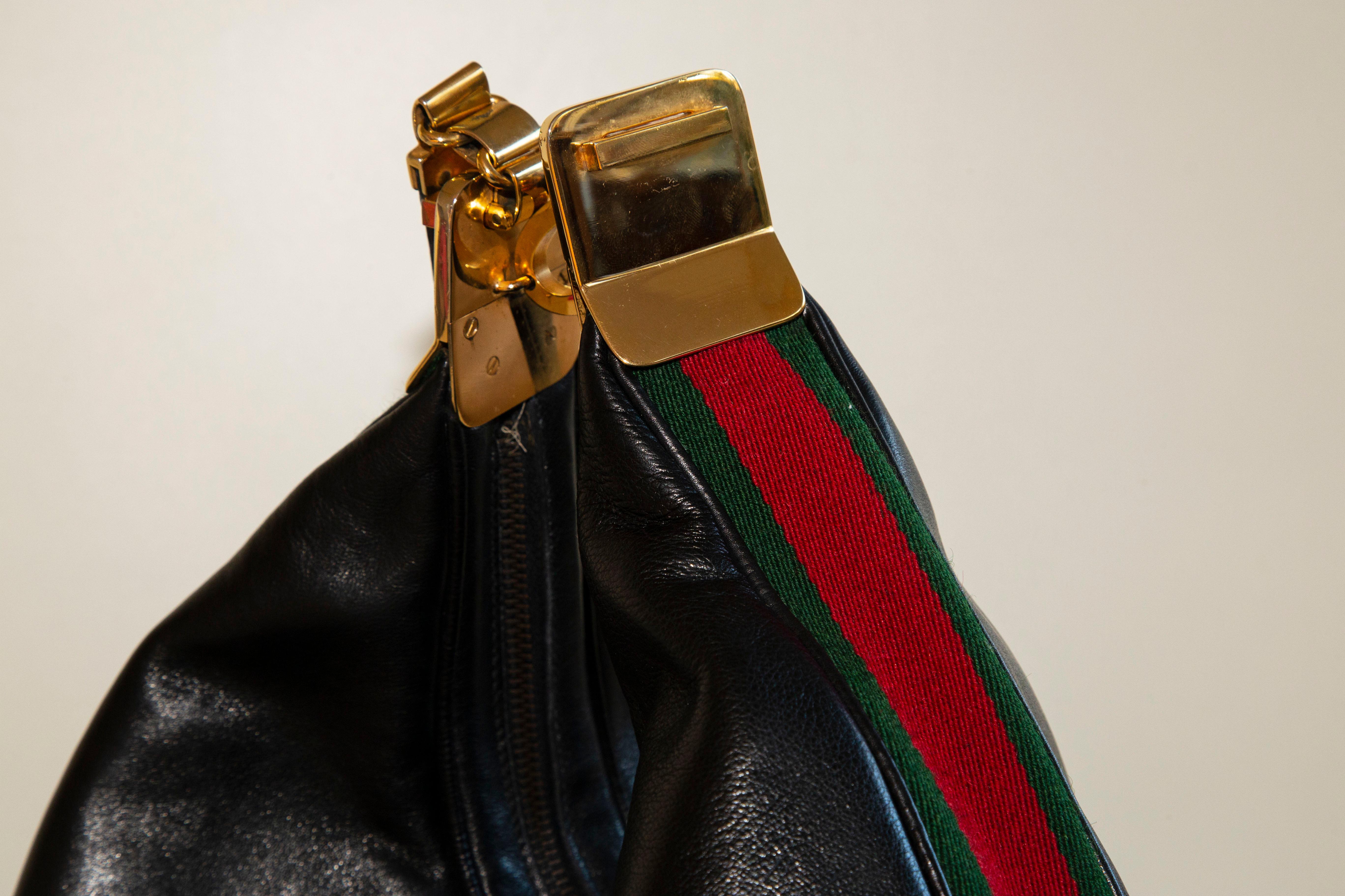 Gucci Attache Large Shoulder Bag Gucci Signature Race Strap Black Leather 1960s 7