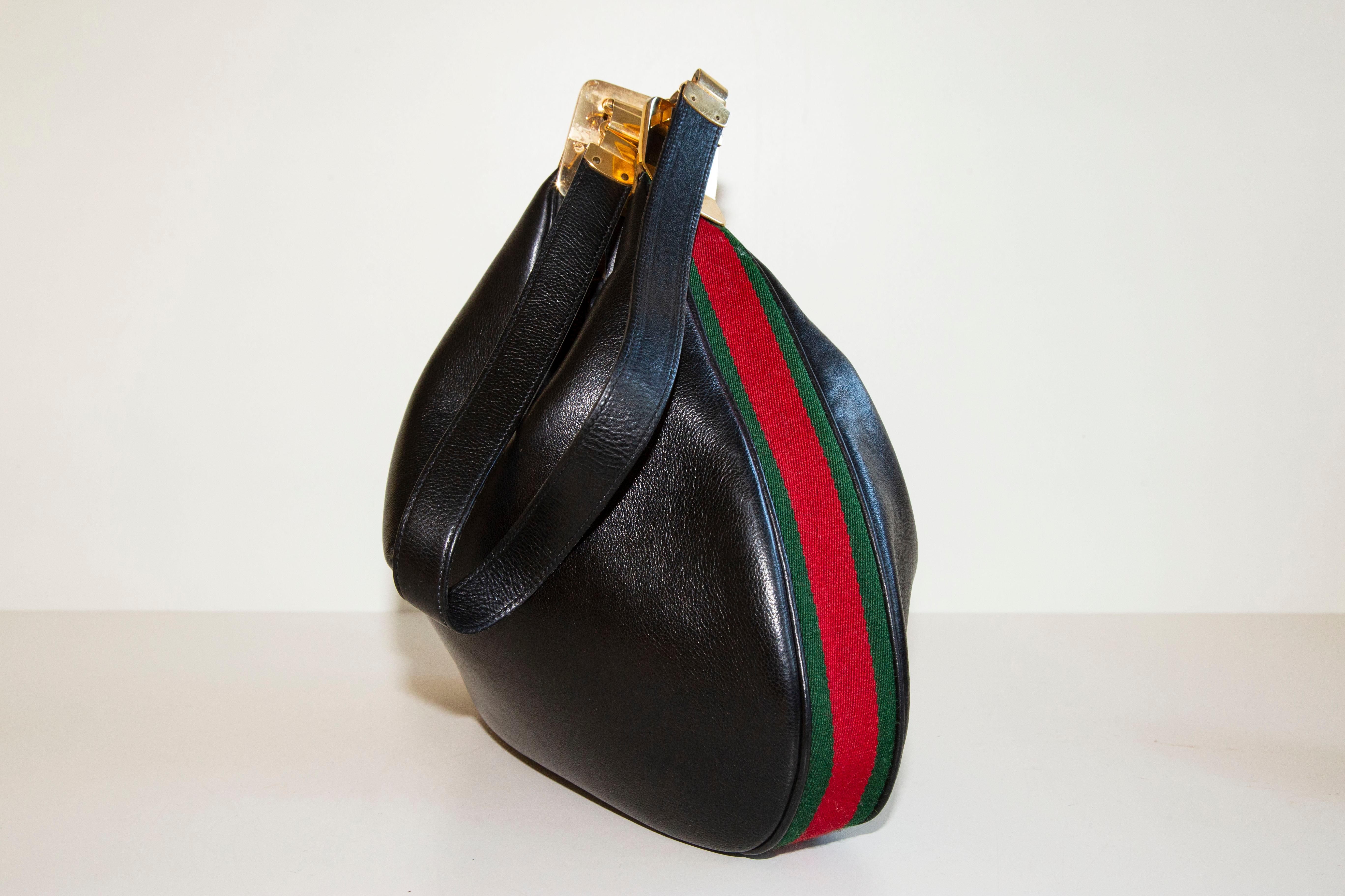Gucci Attache Large Shoulder Bag Gucci Signature Race Strap Black Leather 1960s 8