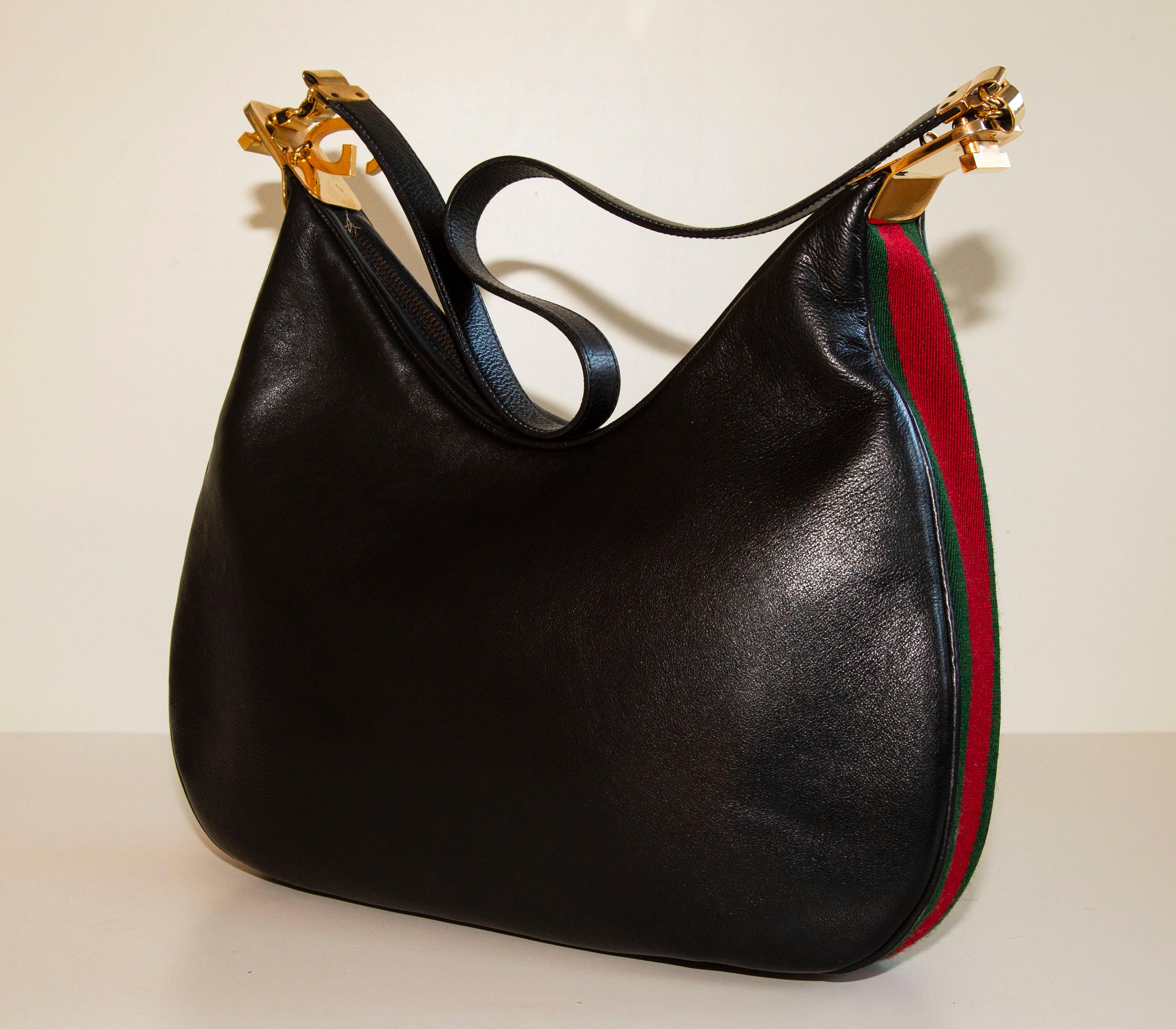Gucci Attache Large Shoulder Bag Gucci Signature Race Strap Black Leather 1960s In Good Condition In Arnhem, NL