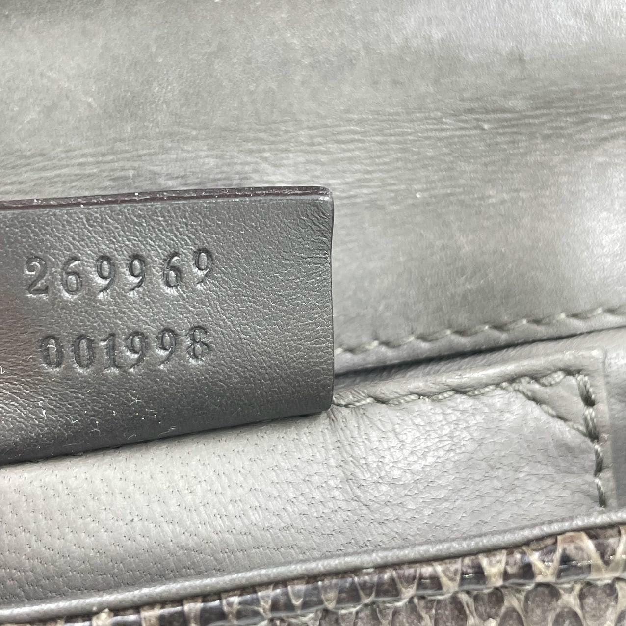 Gucci Bamboo 1947 Night Mini-Python-Abendtasche mit Kette 9