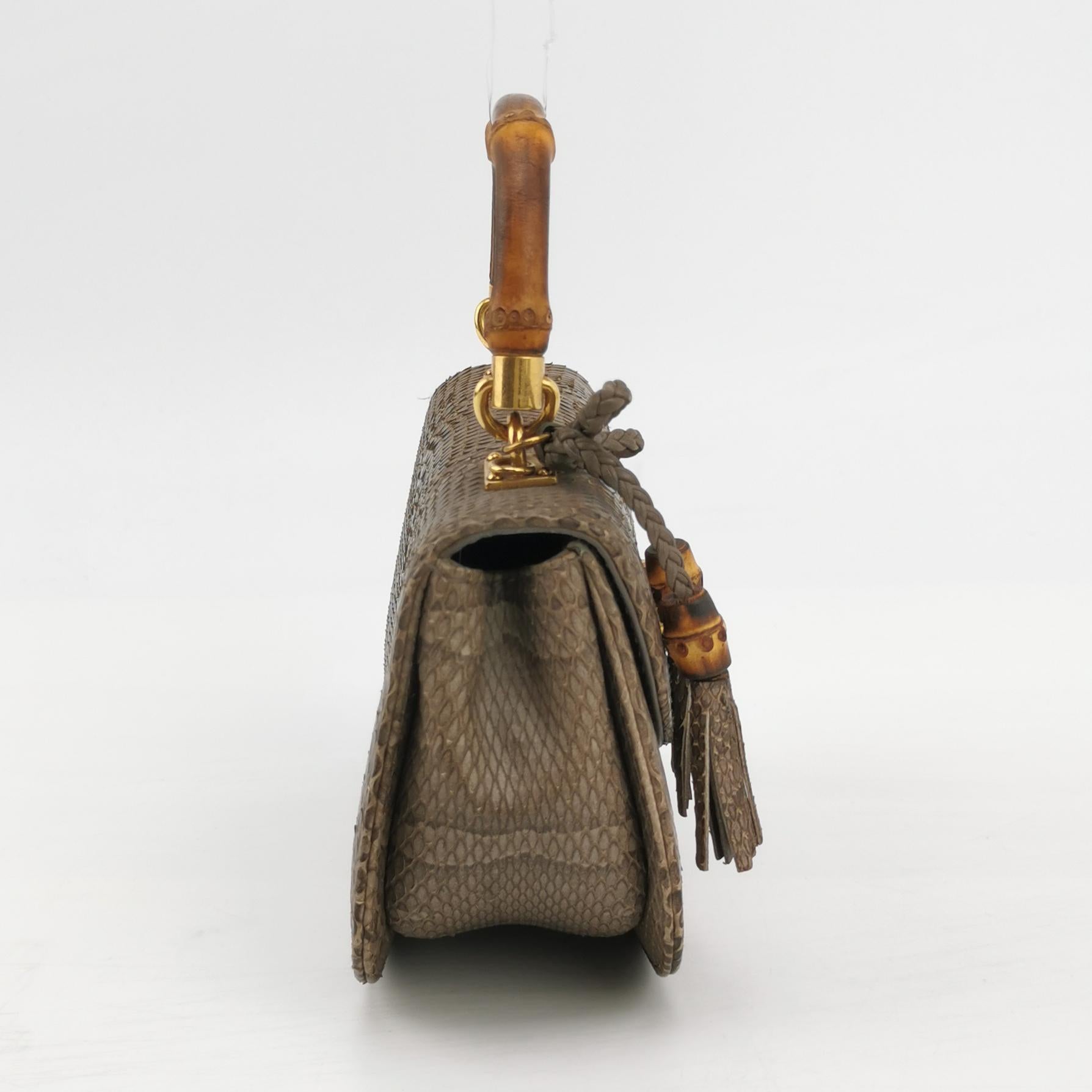 Gucci Bamboo 1947 Night Mini sac de soirée en peau de serpent python avec chaîne Excellent état - En vente à AUBERVILLIERS, FR