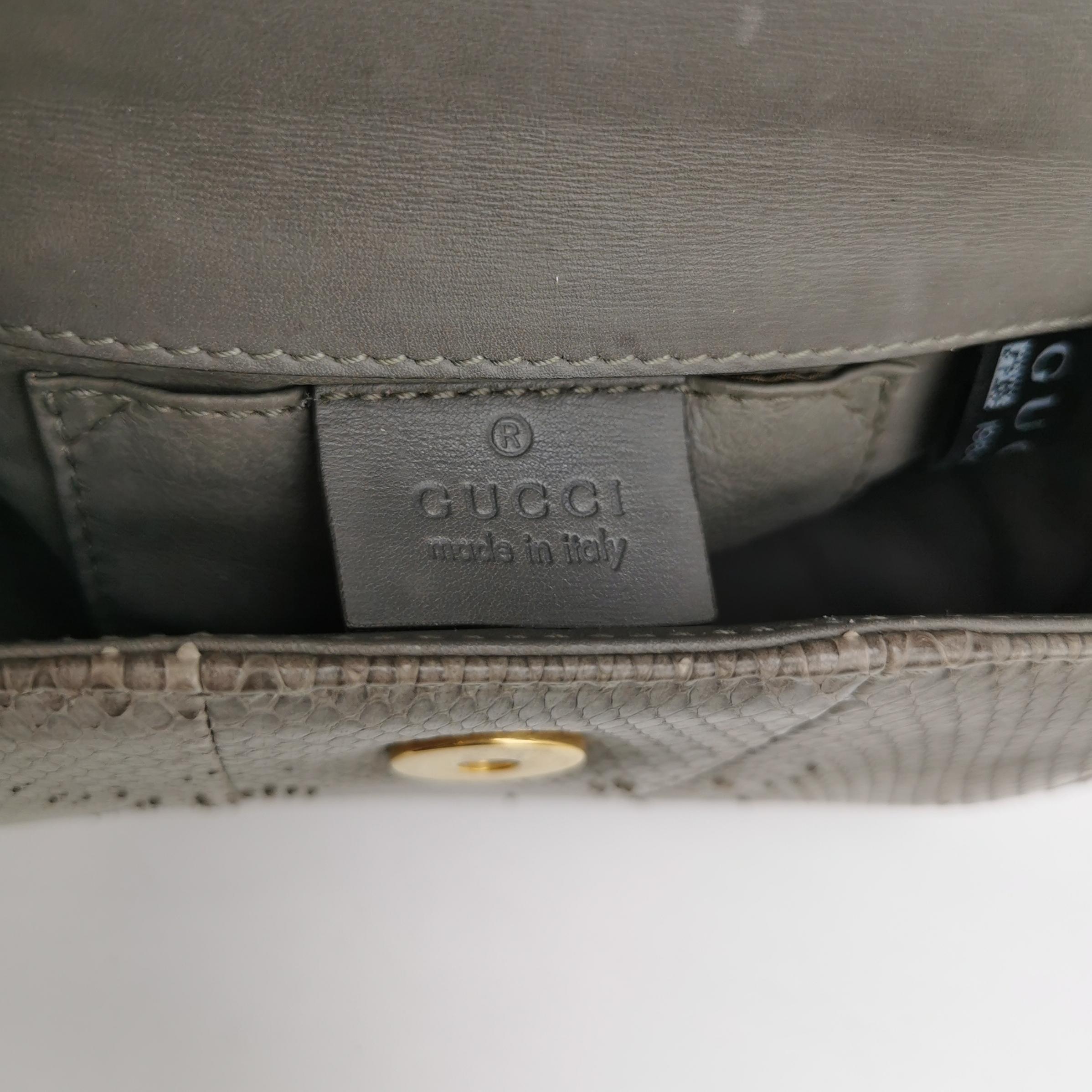 Gucci Bamboo 1947 Night Mini sac de soirée en peau de serpent python avec chaîne en vente 1