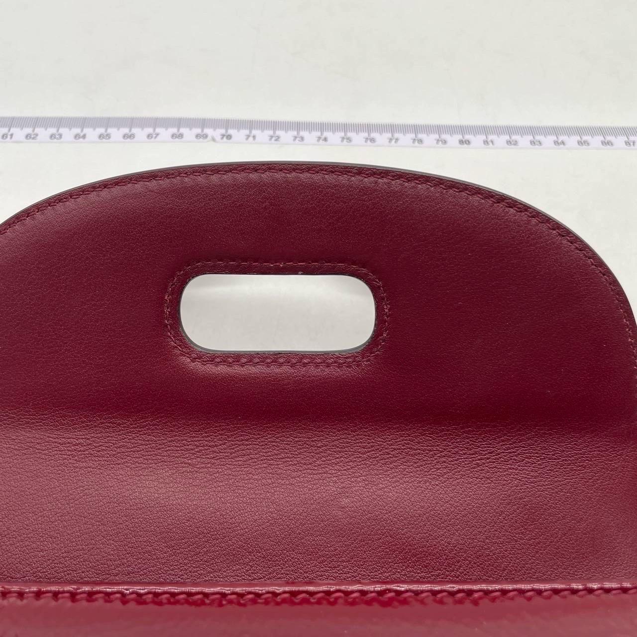 Gucci Bamboo 1947 Small Ancora Red Burgundy Patent Leather Top Handle Bag en vente 8