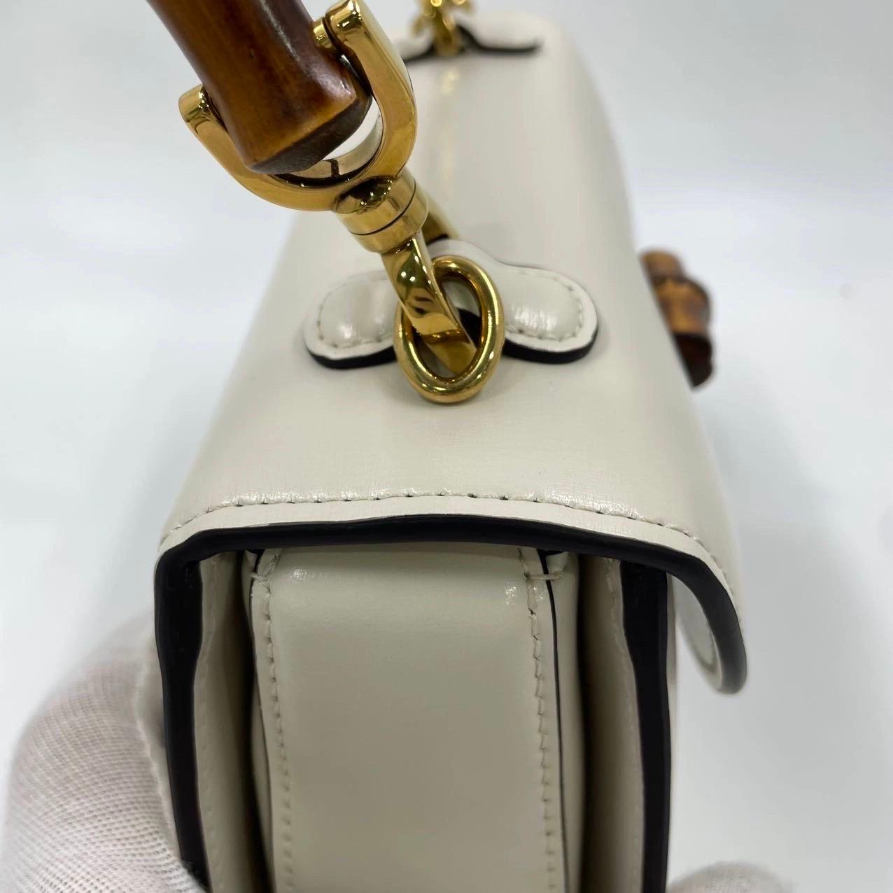 Gucci Bamboo 1947 Top Handle Bag Small White Box Leather Canvas Strap en vente 6