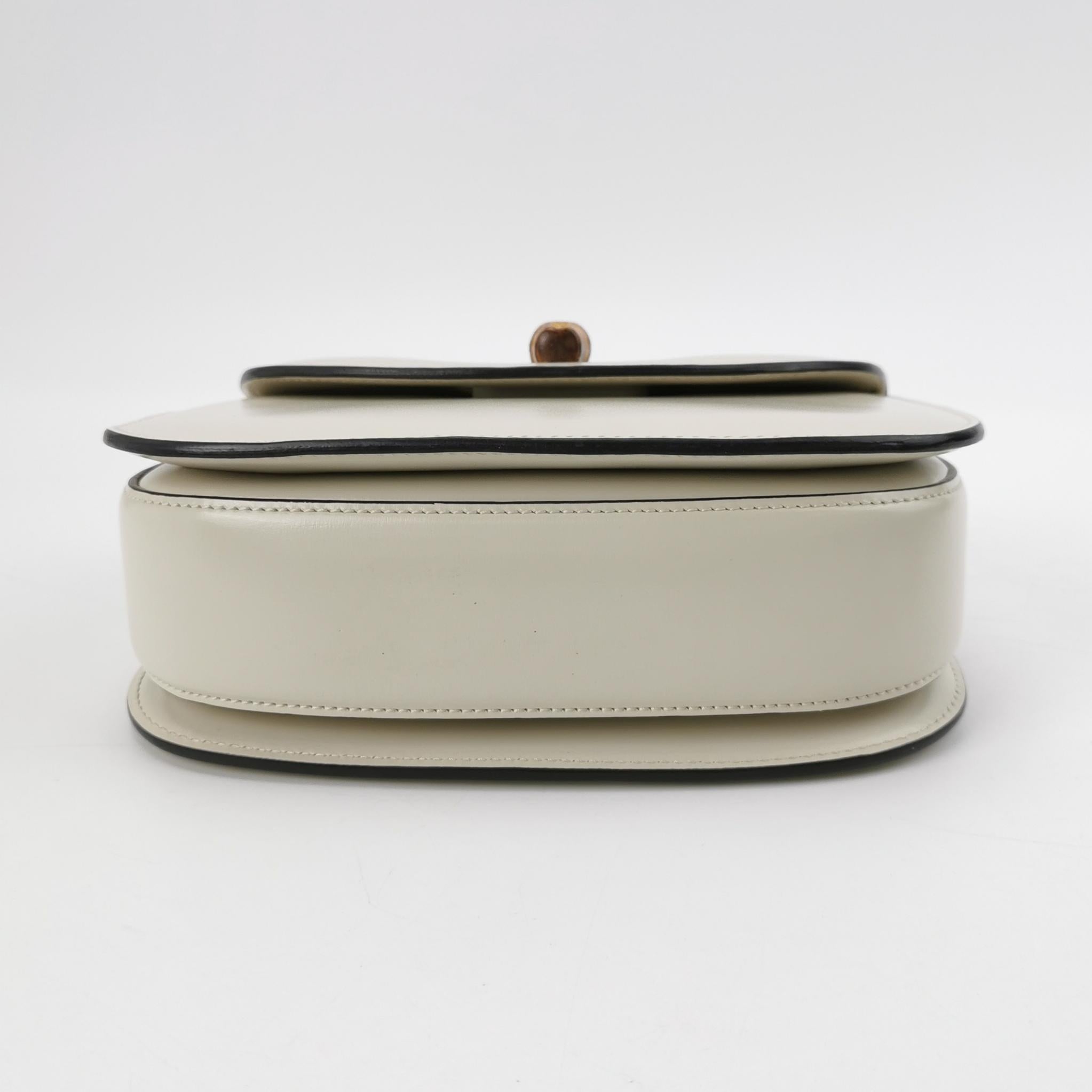 Gucci Bamboo 1947 Top Handle Bag Small White Box Leather Canvas Strap en vente 2