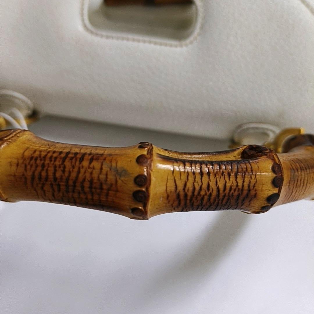 Gucci Bamboo 1947 Top Handle Bag Weißes genarbtes Leder Medium im Angebot 6