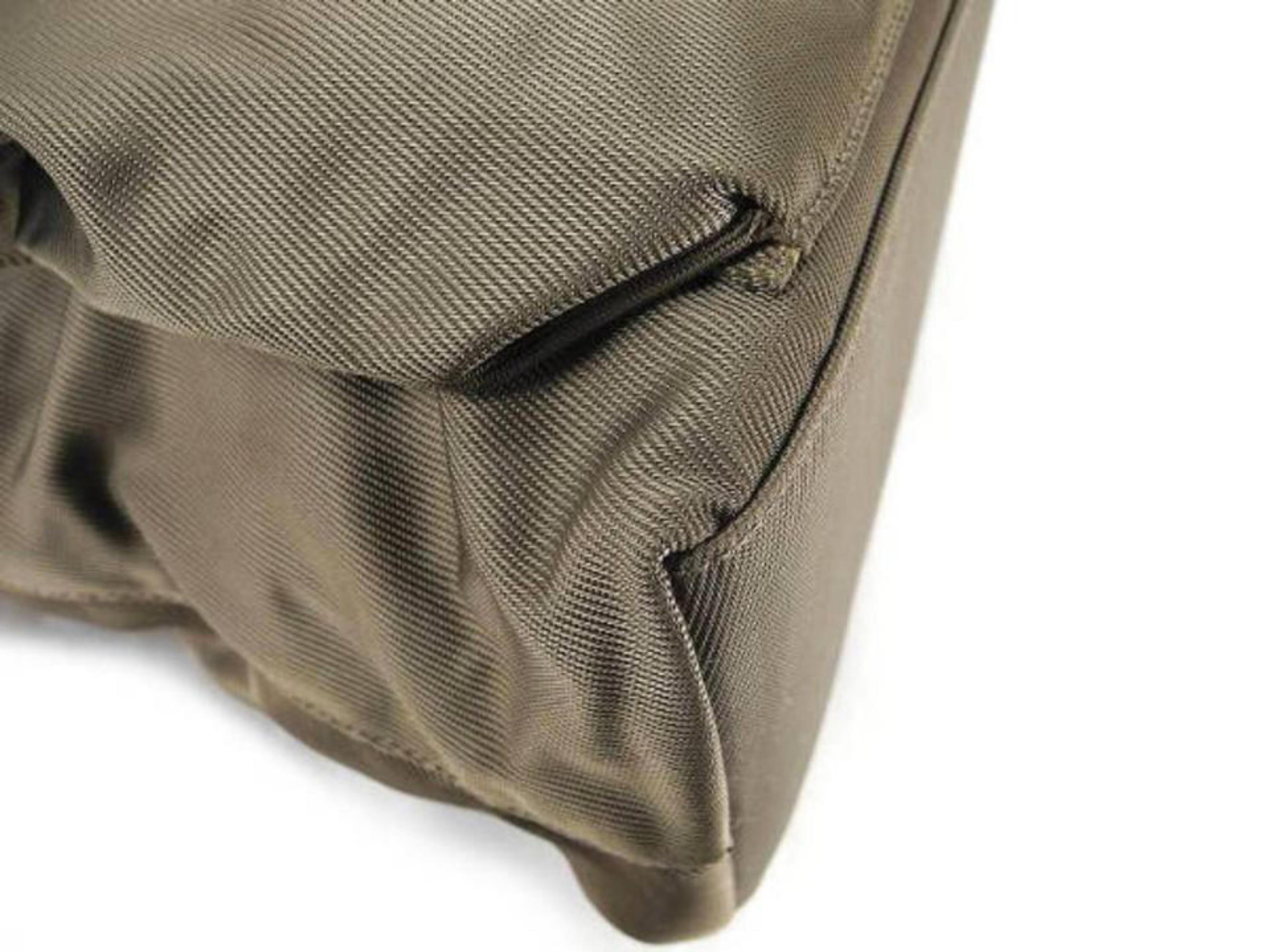 Gucci Bamboo 2way Tote 223797 Khaki Nylon Shoulder Bag For Sale 4