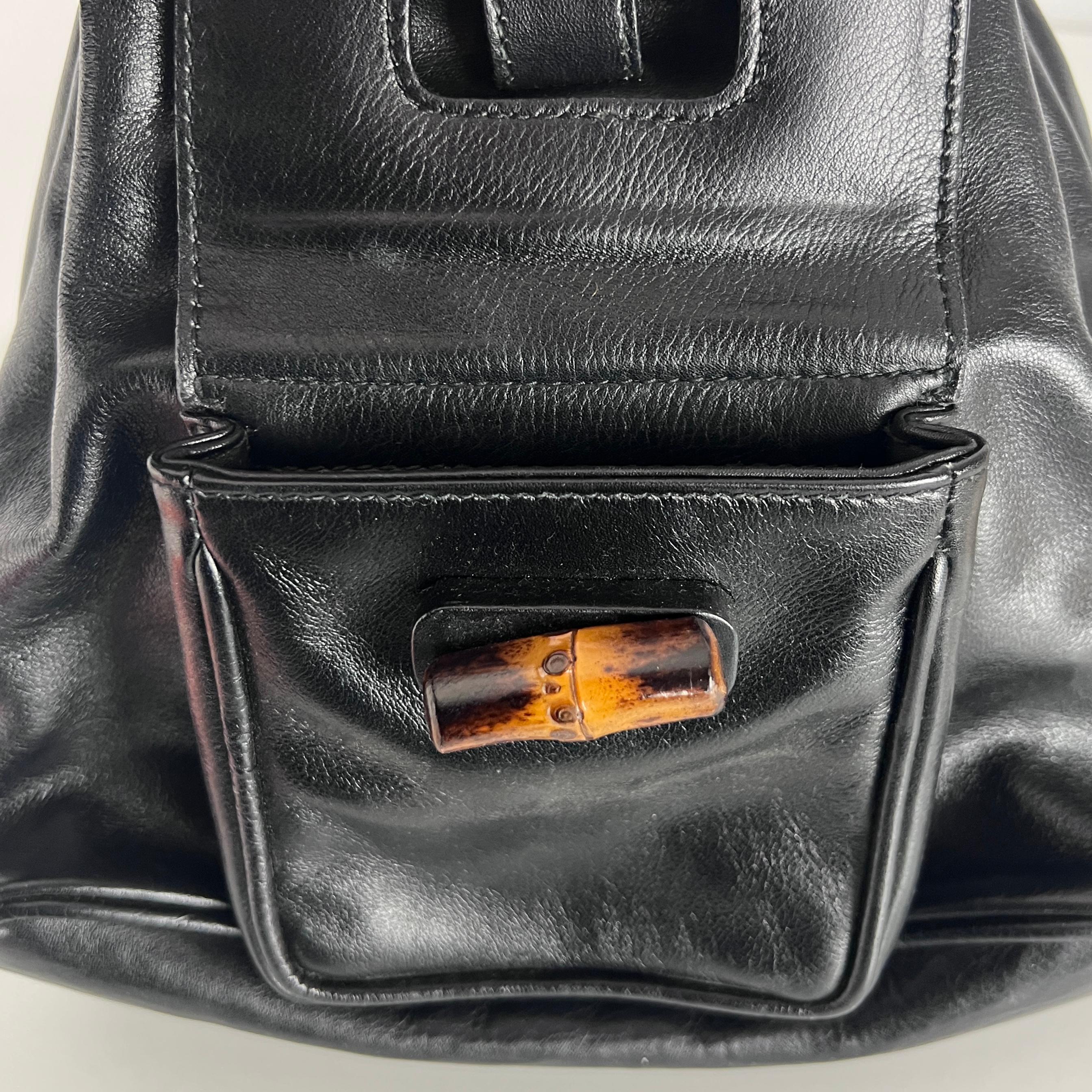 Gucci Sac à dos Bambou Cuir Noir circa 1990 en vente 9
