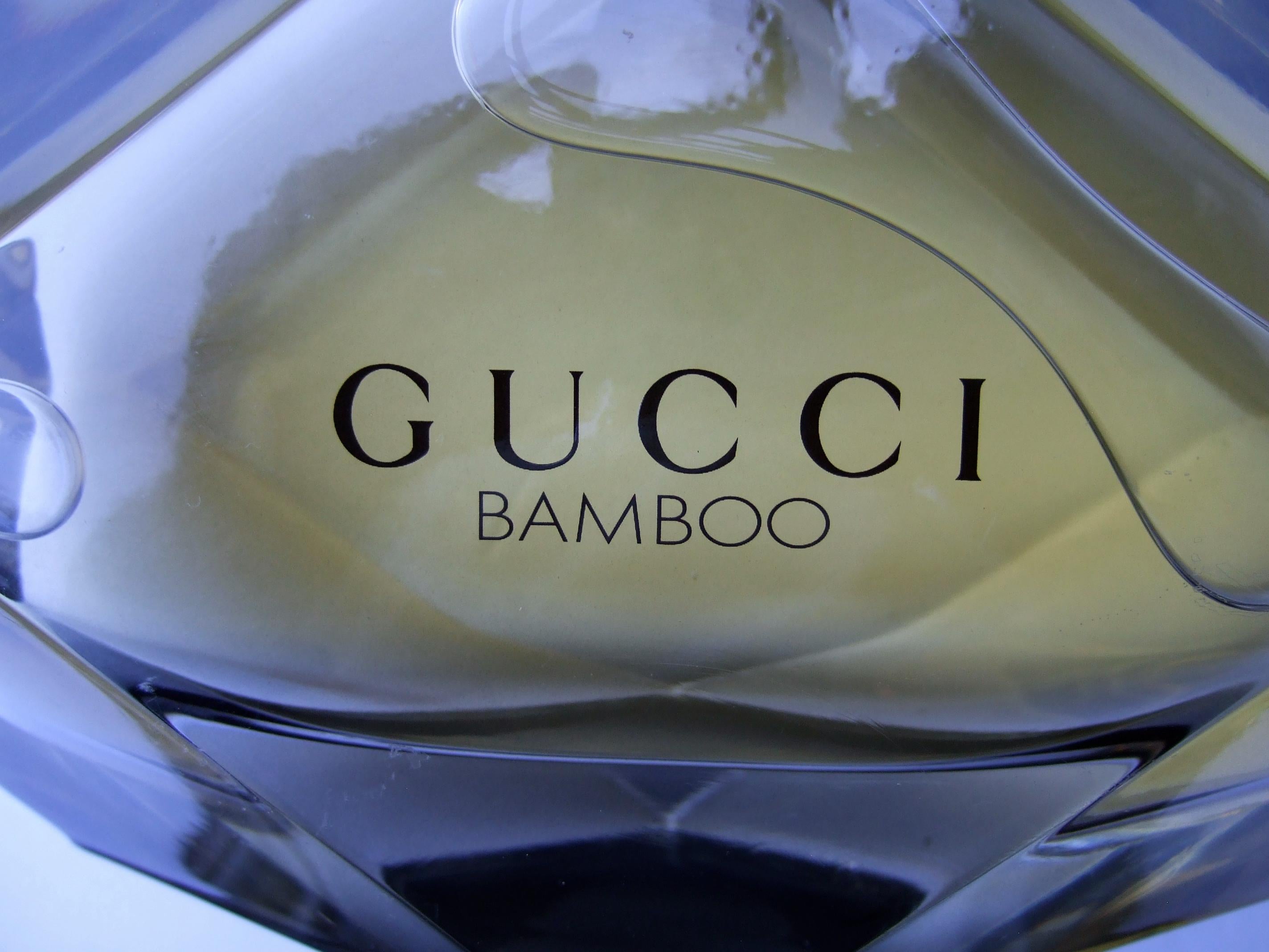 Gucci Bamboo Huge Glass Factice Faceted Display Dekorative Flasche c 21st c  (Grau) im Angebot