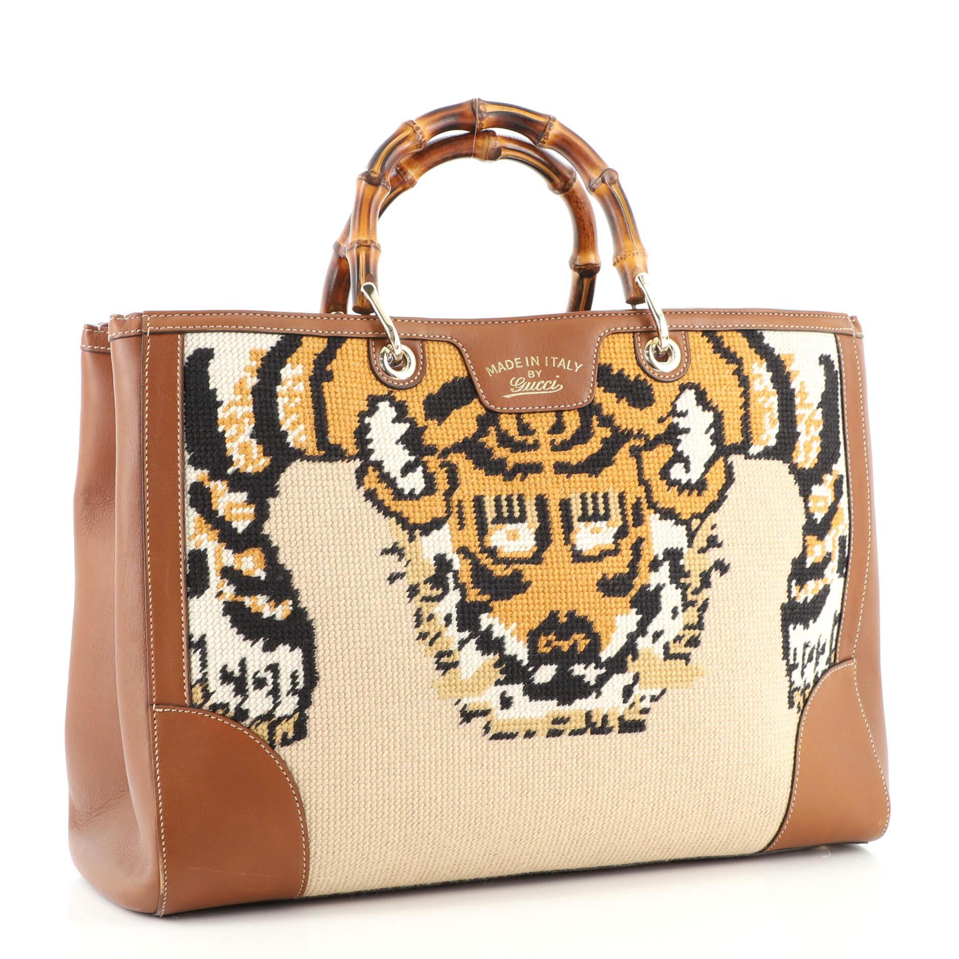 gucci lion purse