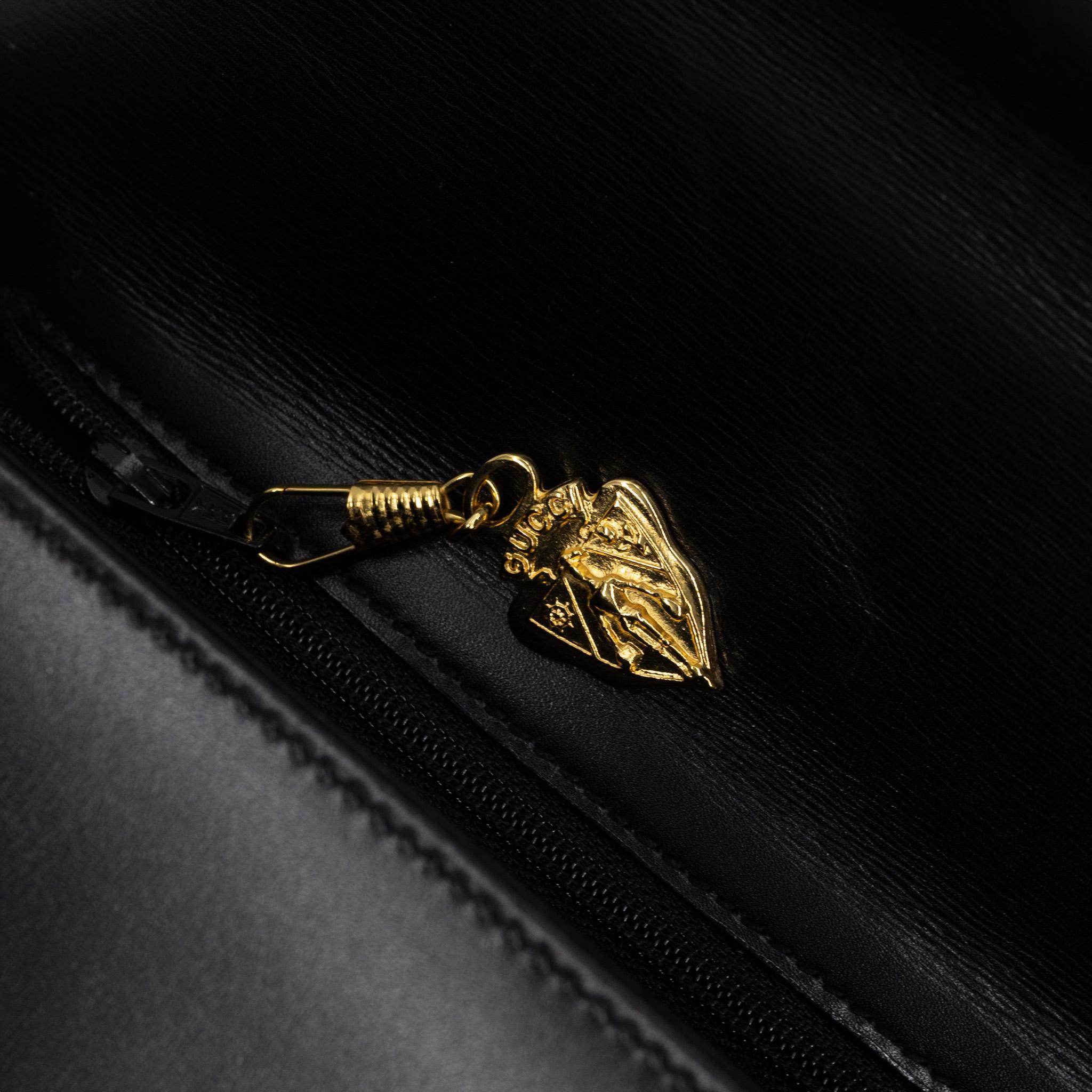 Gucci Bamboo Vintage 1947 Borsa a manico alto in pelle nera, 1980. 4
