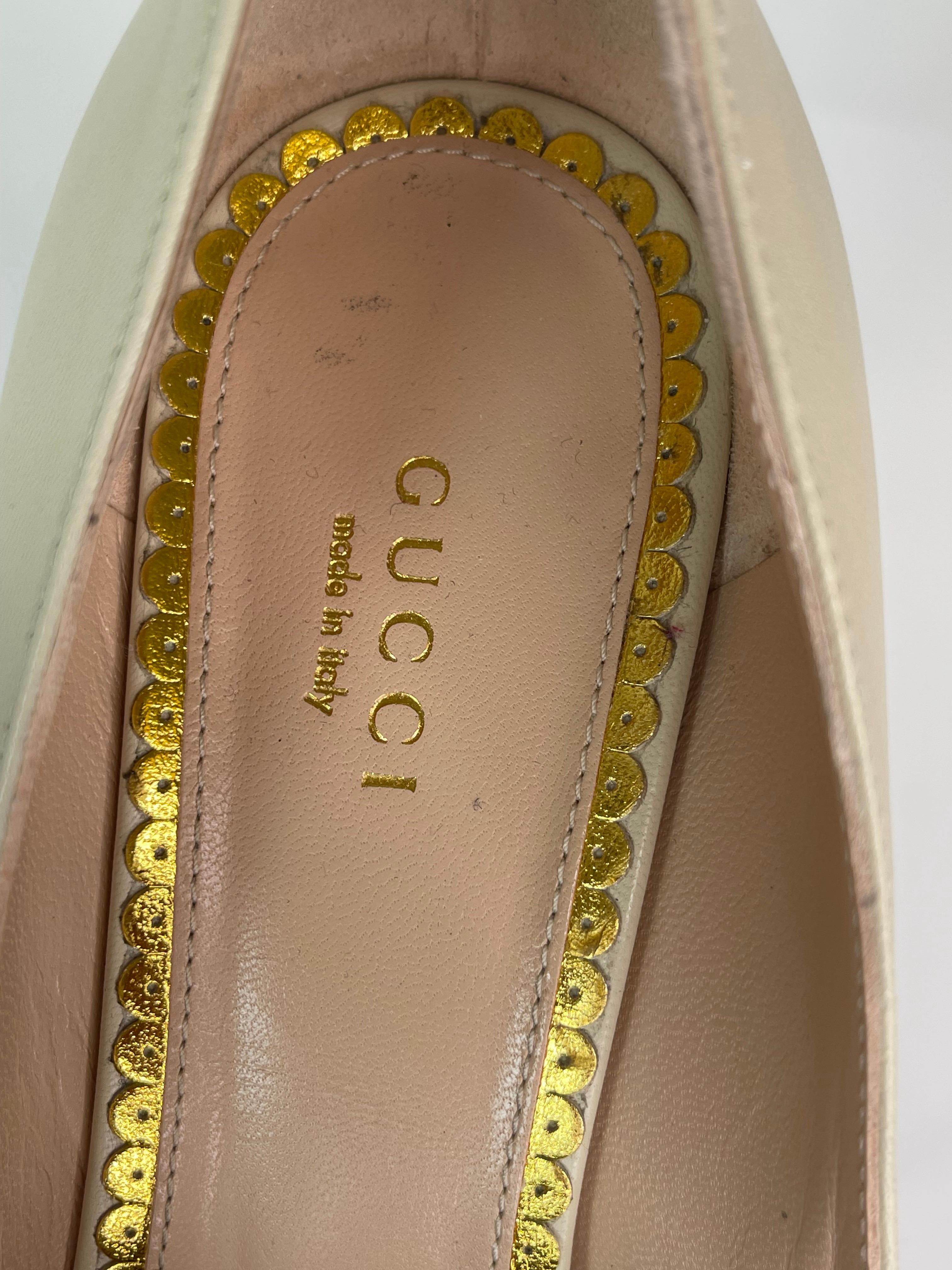 Gucci Bee & Bow Leather Mid-Heel Ivory Pumps (39 EU) 49664 1