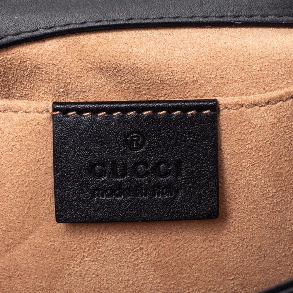 Gucci Beige/Black GG Supreme Bees Canvas and Leather Small Padlock Shoulder Bag For Sale 3