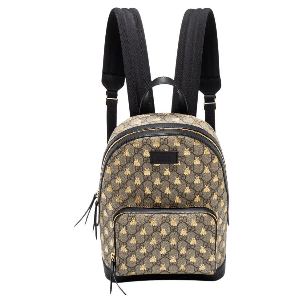 Gucci Beige/Black GG Supreme Canvas And Leather Small Bees Backpack For  Sale at 1stDibs