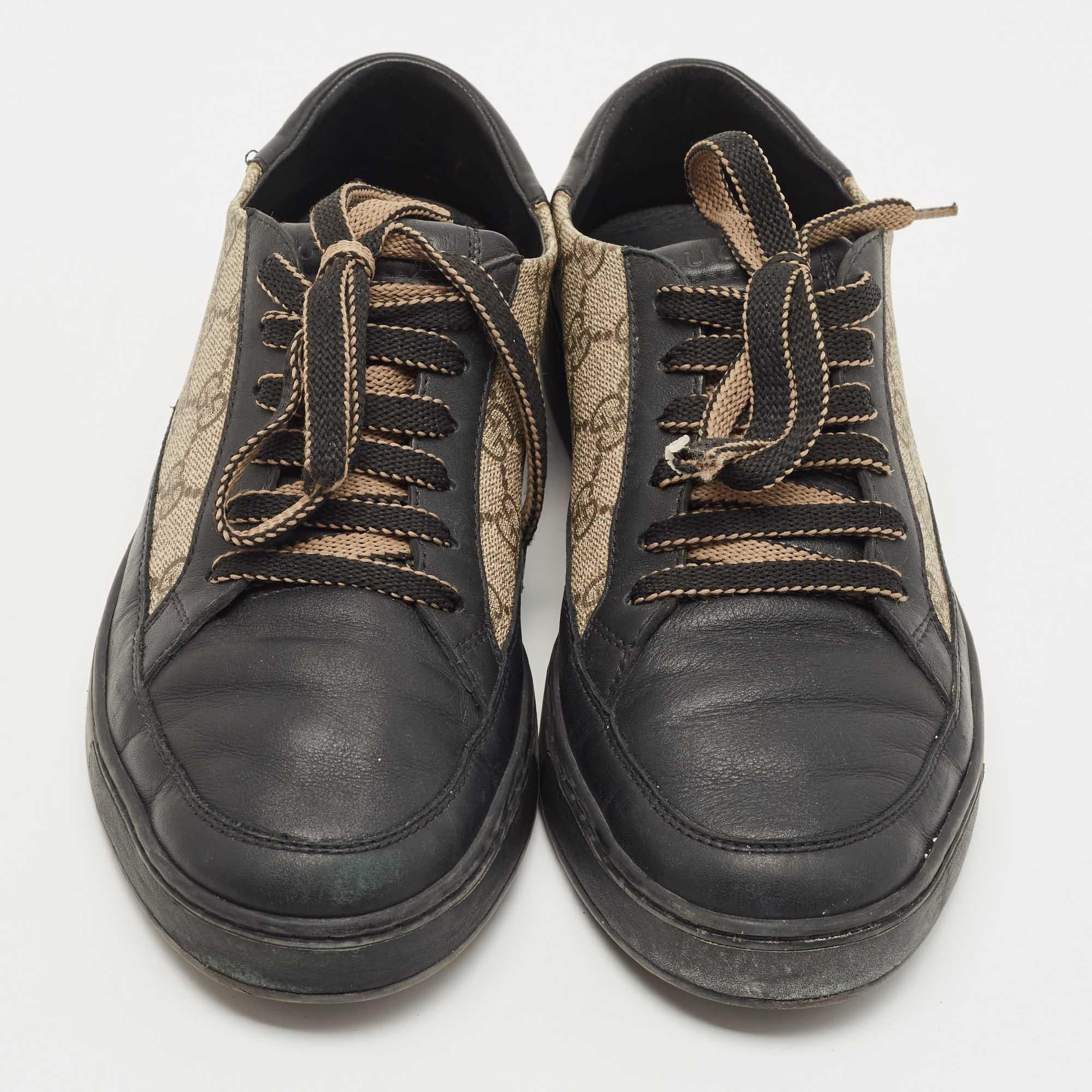 Gucci Beige/Black GG Supreme Canvas And Leather Sneakers Size 40 In Good Condition In Dubai, Al Qouz 2
