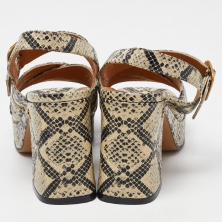 Gucci Beige/Noir Python Embossed Platform Block Heel Ankle Strap Sandals 38.5 en vente 1