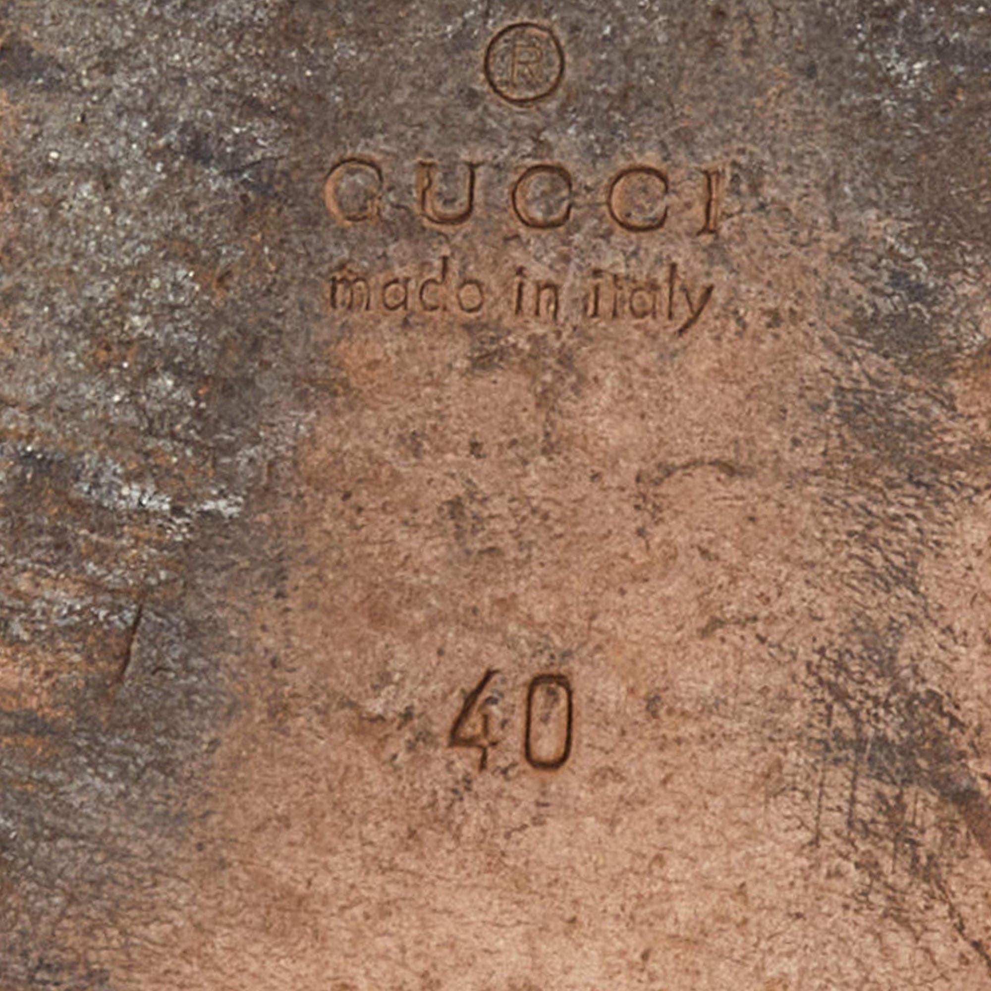 Gucci Beige/Brown Blooms Print GG Supreme Canvas Princetown Flat Mules Größe 40 im Angebot 3