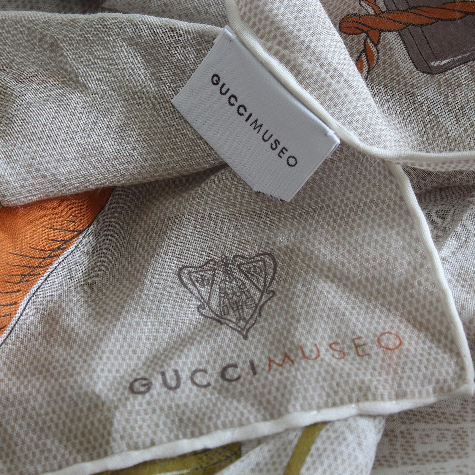 Gucci Beige Brown Cotton Scarf Limited Edition 2011 en vente 2