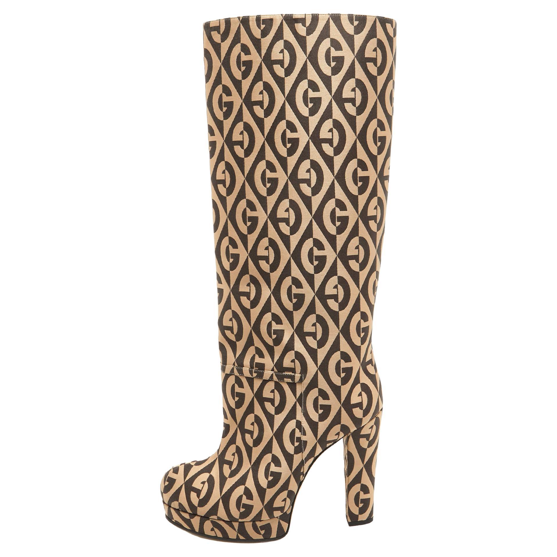Gucci Beige/Brown Fabric Rhombus Knee Length Platform Boots Size 41 For Sale