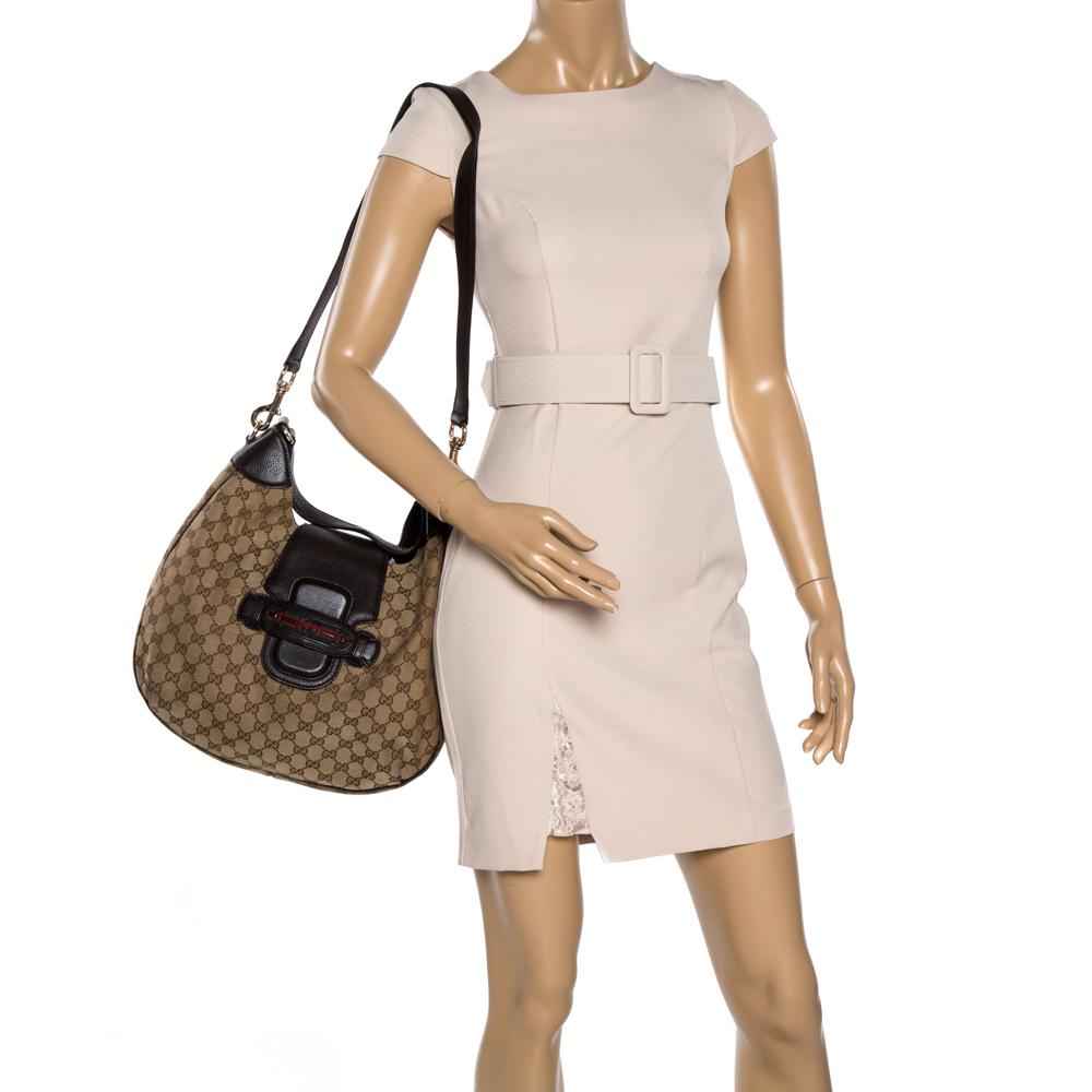 Gucci Beige/Braun GG Canvas und Leder Dressur Hobo im Zustand „Gut“ in Dubai, Al Qouz 2