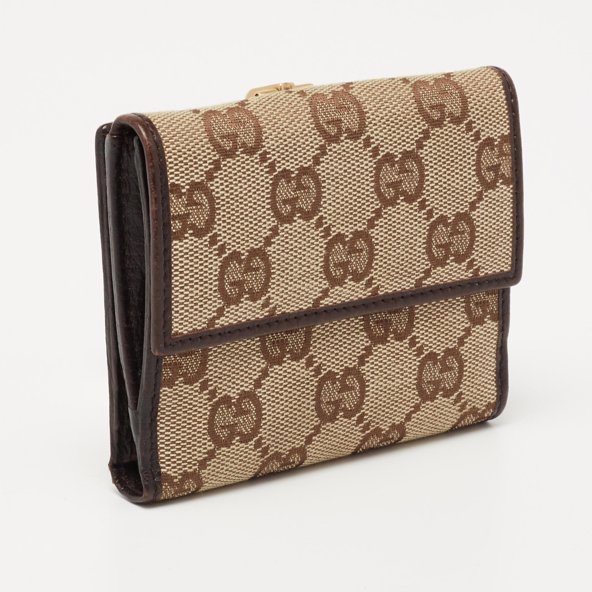Gucci Beige/Brown GG Canvas and Leather Horsebit Clasp Compact Wallet In Good Condition In Dubai, Al Qouz 2