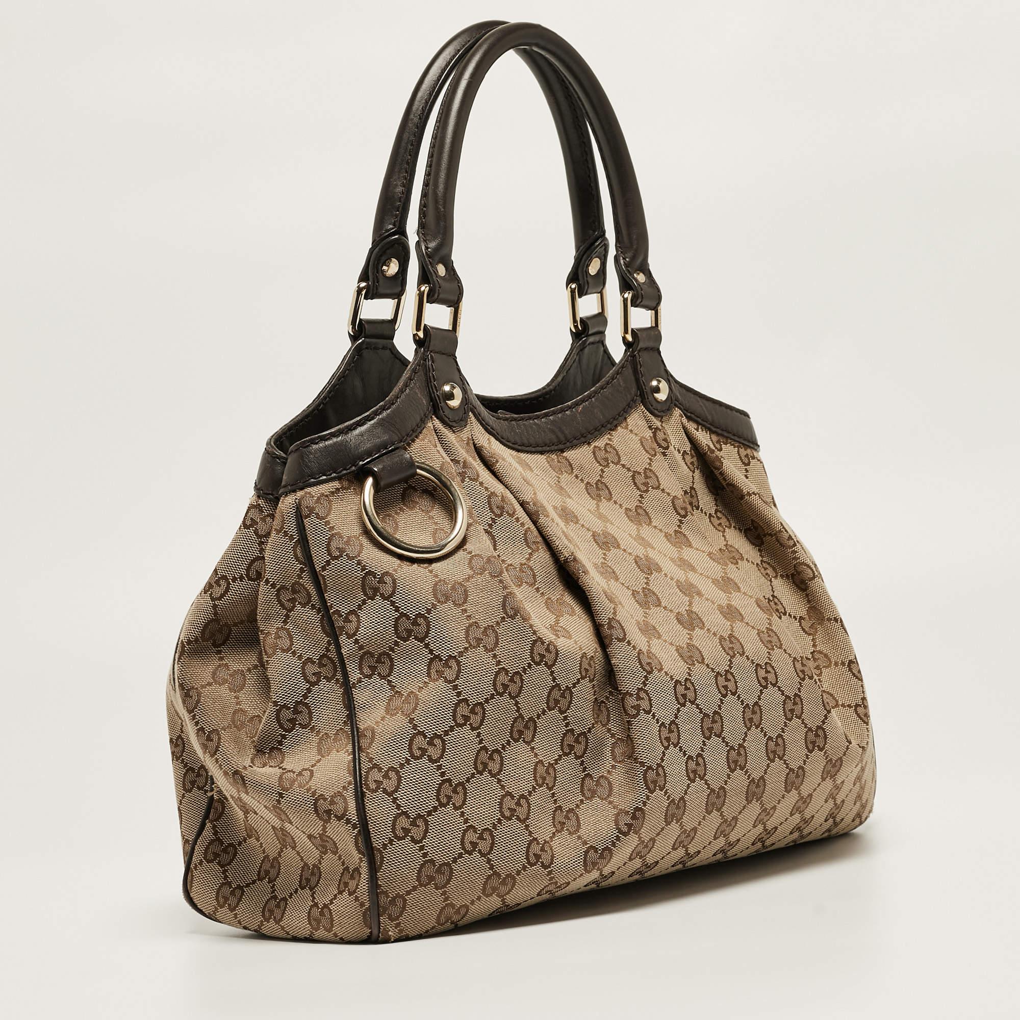 Women's Gucci Beige/Brown GG Canvas and Leather Medium Sukey Tote For Sale