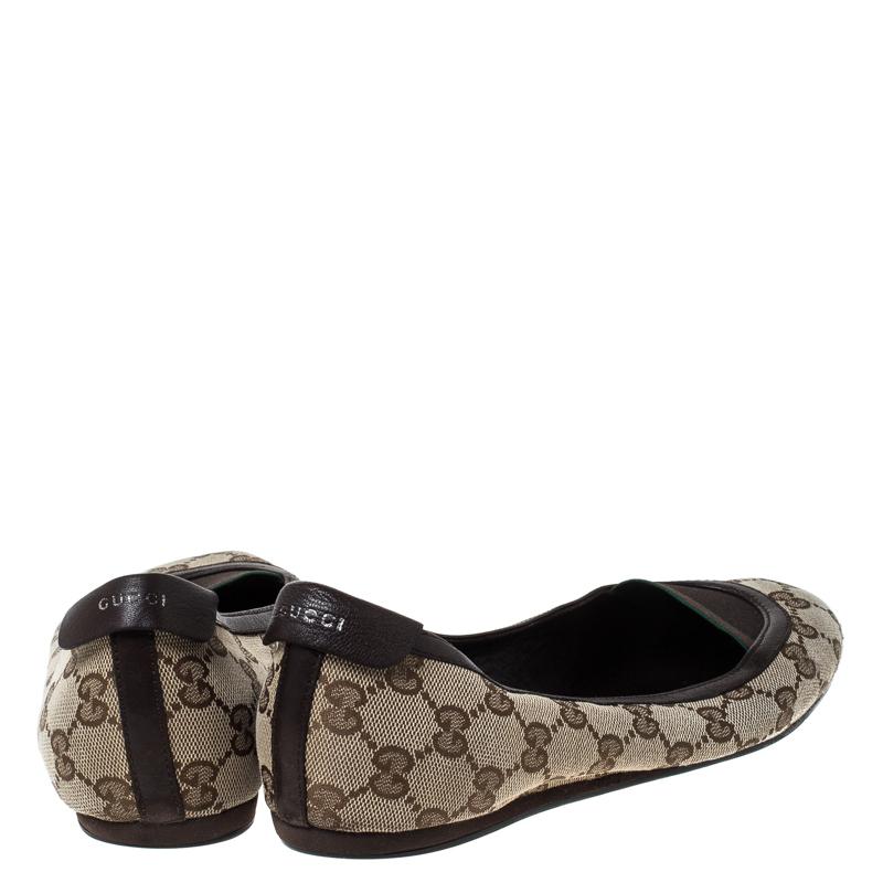 Gucci Beige/Brown GG Canvas and Leather Web Ballet Flats Size 39 In Good Condition In Dubai, Al Qouz 2