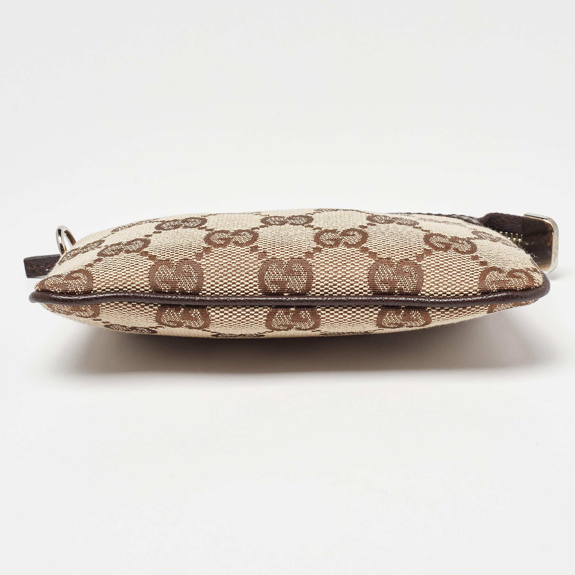 Women's Gucci Beige/Brown GG Canvas and Leather Zip Pouch For Sale