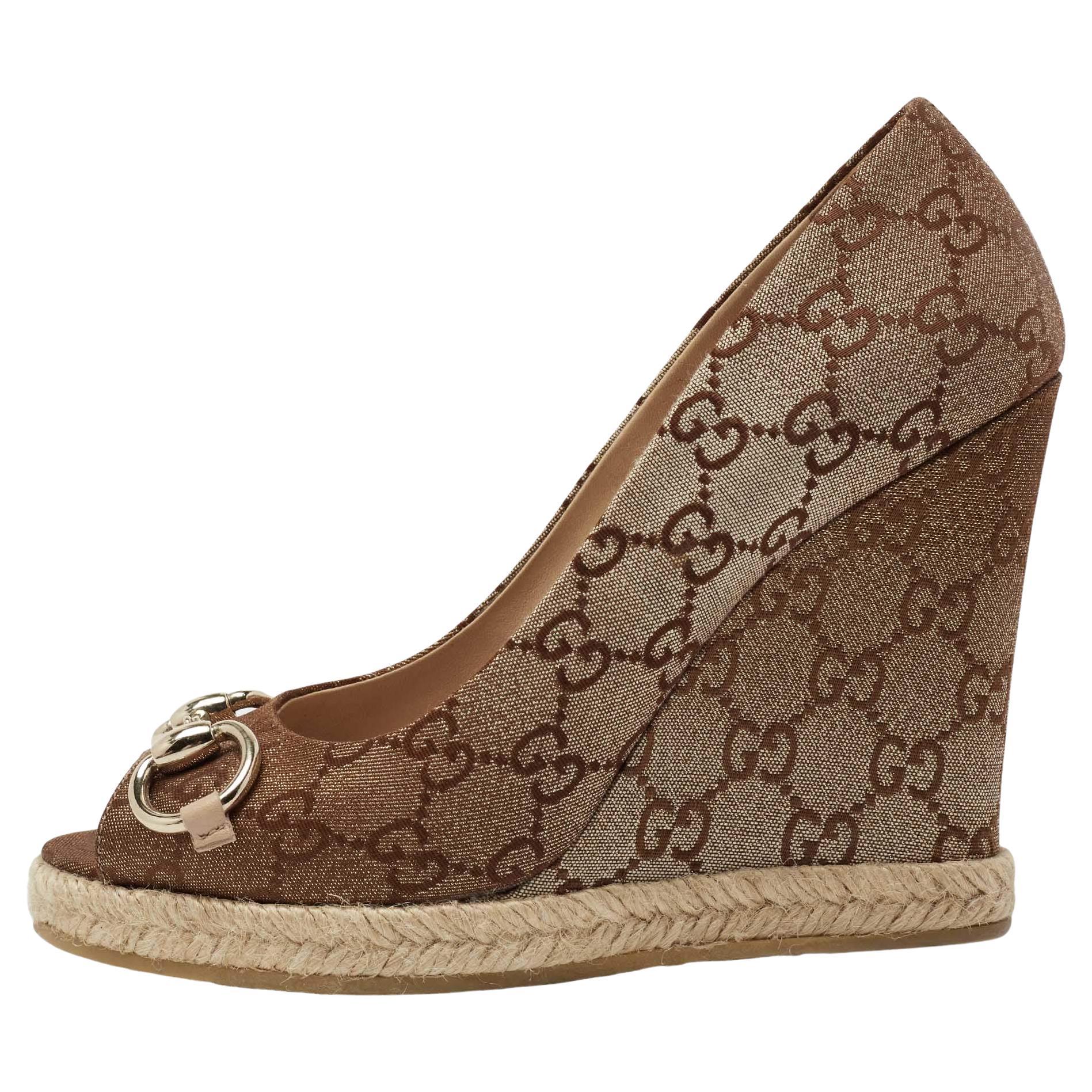 Gucci Beige/Brown GG Canvas Charlotte Horsebit Espadrille  Wedge Pumps Size 37.5