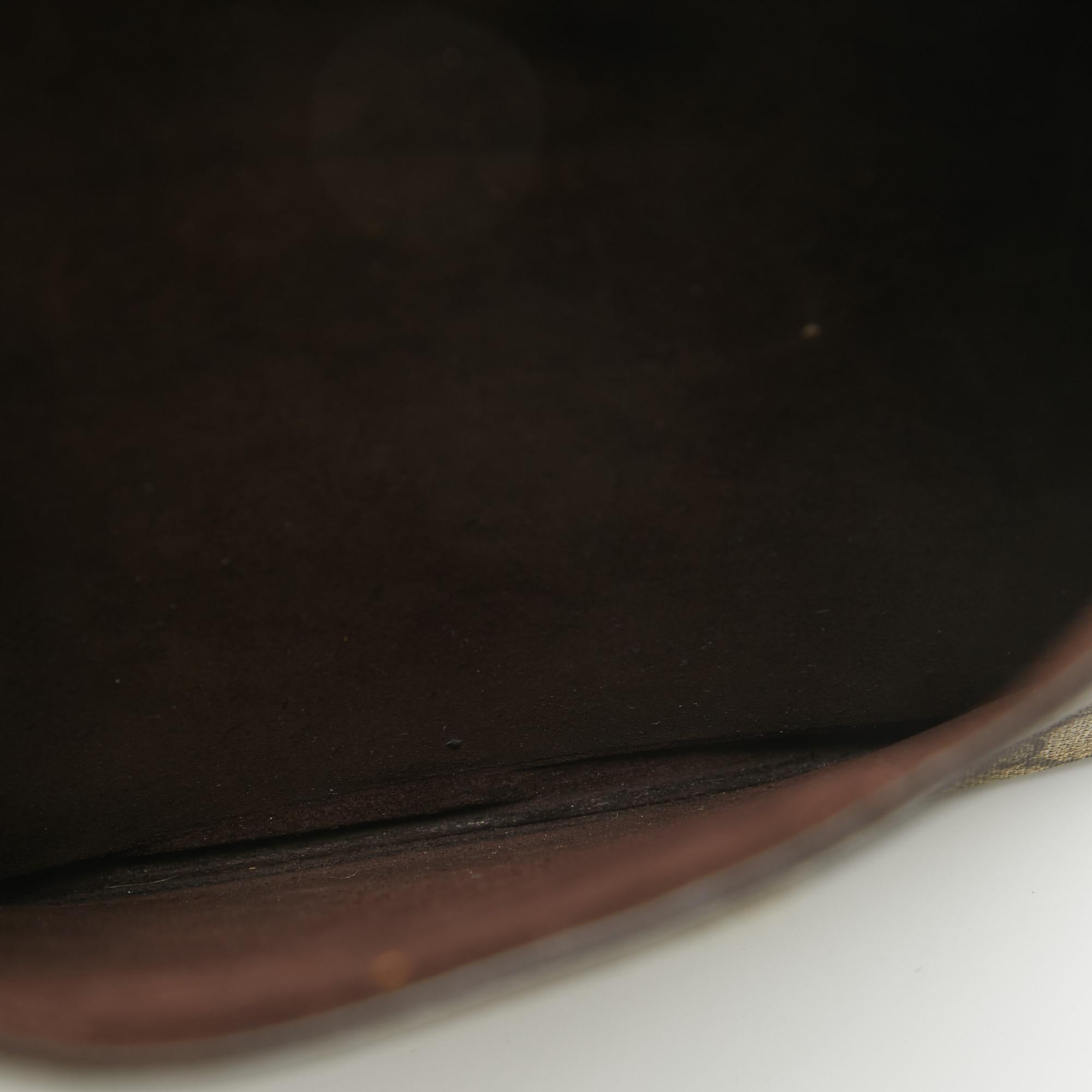 What's not to love about items that are both functional and worthy to be flaunted! This stunner of a case by Gucci has been crafted from Guccissima-detailed leather and lined with Alcantara on the insides, just to protect that iPad of yours. The