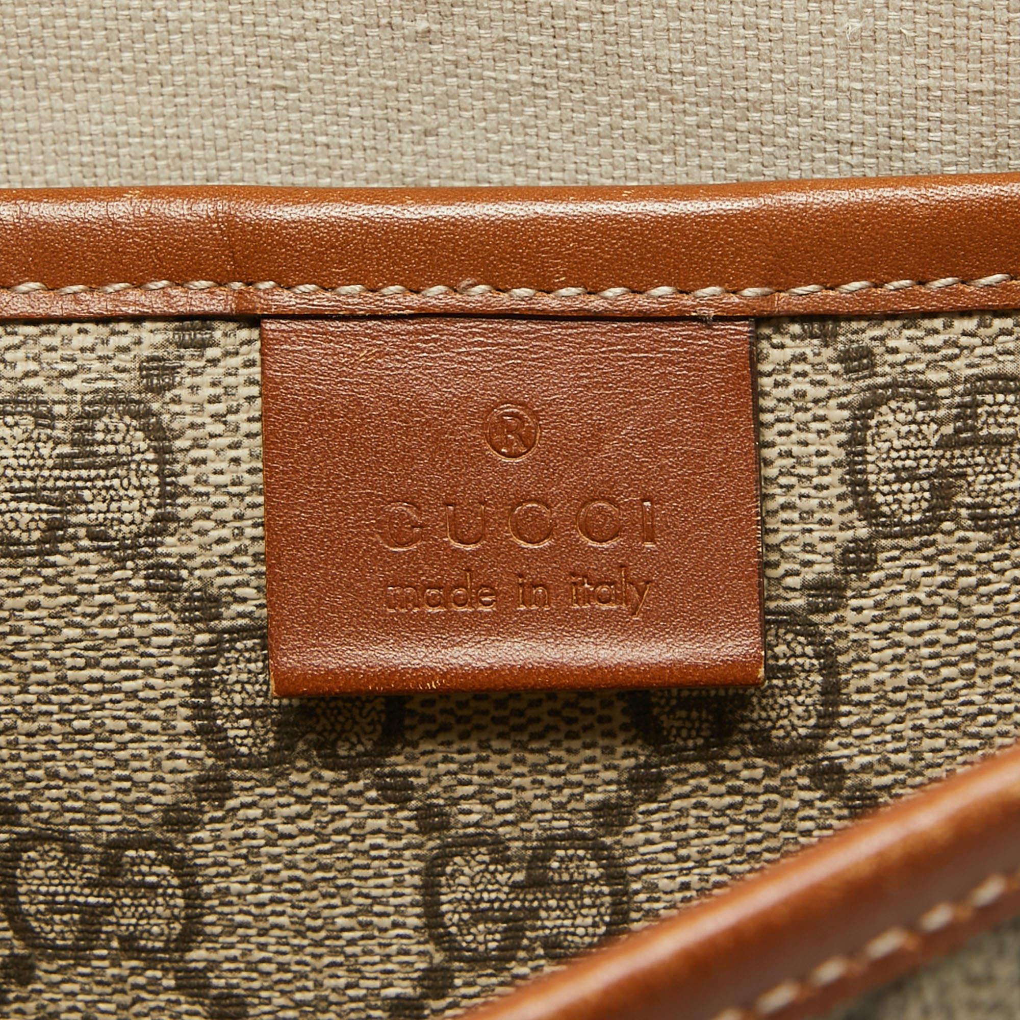 Gucci Beige/Brown GG Supreme Canvas And Leather Messenger Bag For Sale 24
