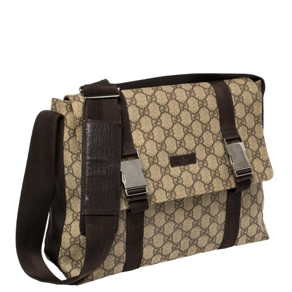 Black Gucci Beige/Brown GG Supreme Canvas Messenger Bag