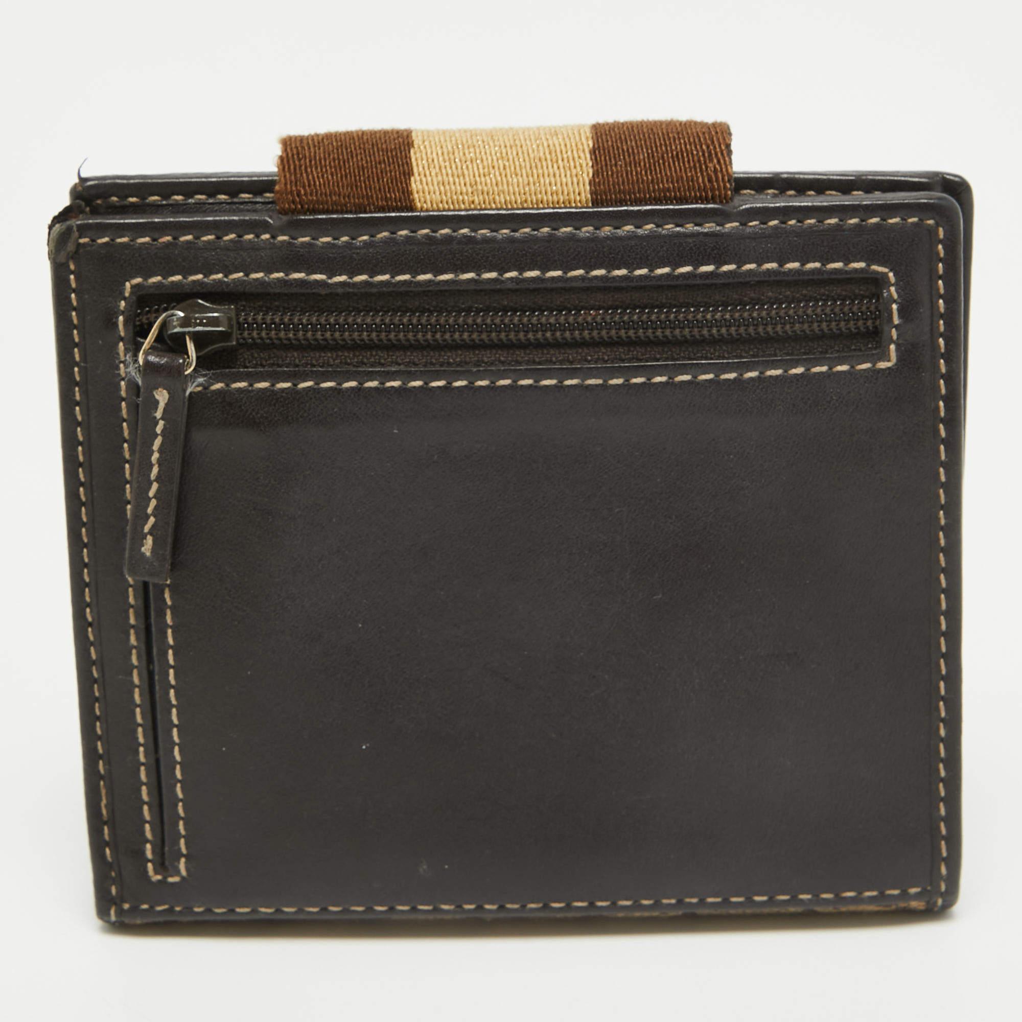 Gucci Beige/Brown GG Supreme Canvas Web Flap French Wallet For Sale 1