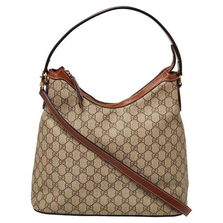 Gucci Supreme Gg Canvas Top Handle Bag In Beige,brown