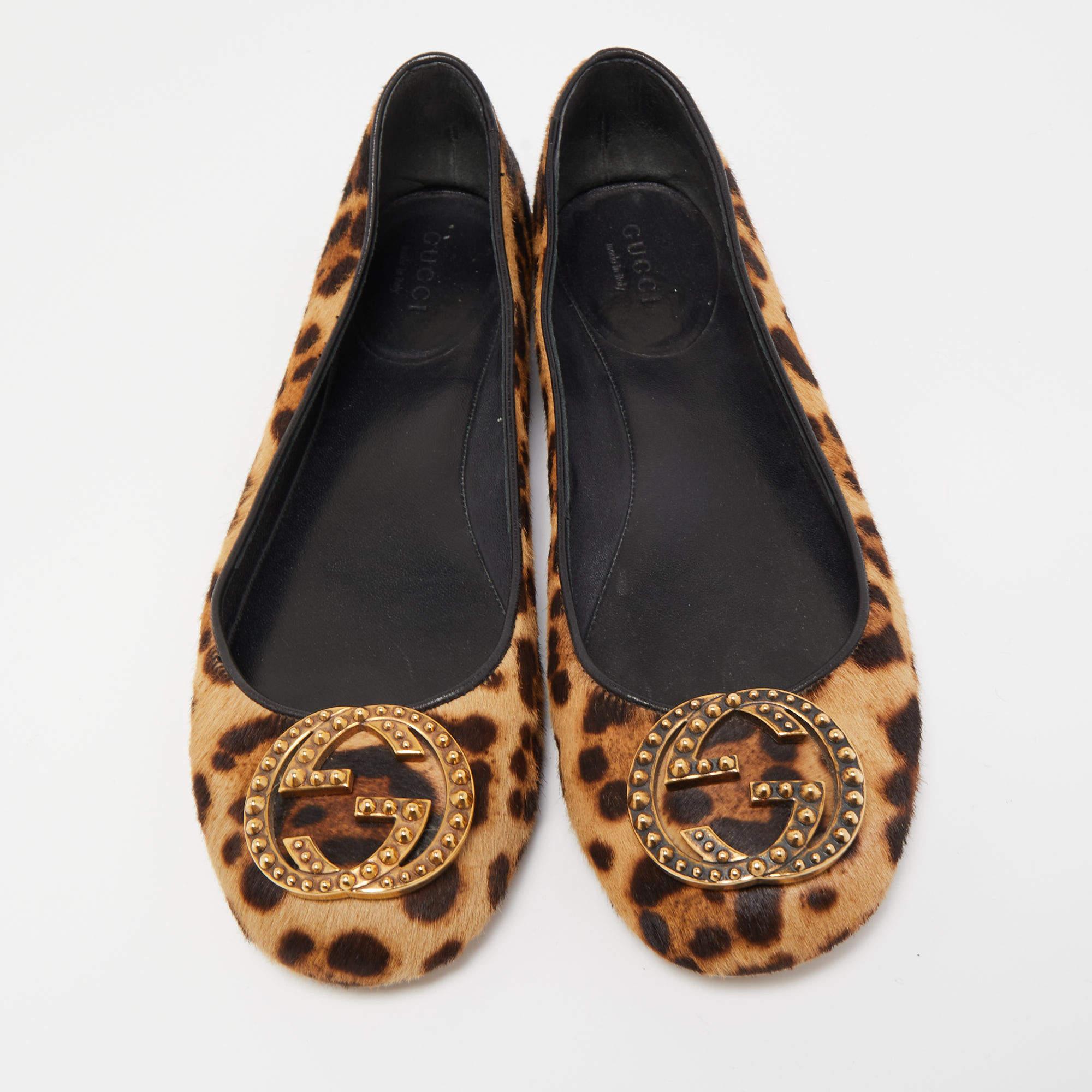 Women's Gucci Beige/Brown Leopard Print Calf Hair Studded Interlocking G Ballet Flats Si