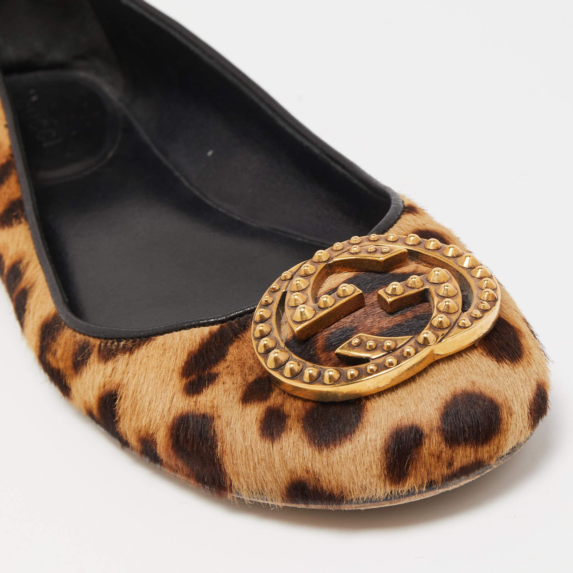 Gucci Beige/Brown Leopard Print Calf Hair Studded Interlocking G Ballet Flats Si 3