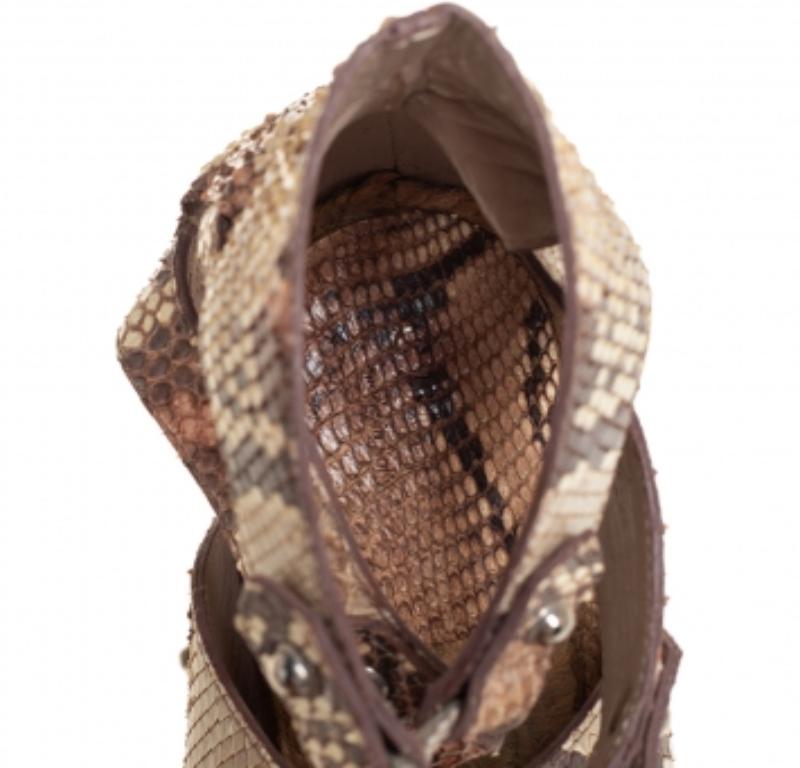 Gucci Beige/Brown Python Leather Ankle Strap Sandals Size 38 For Sale 2