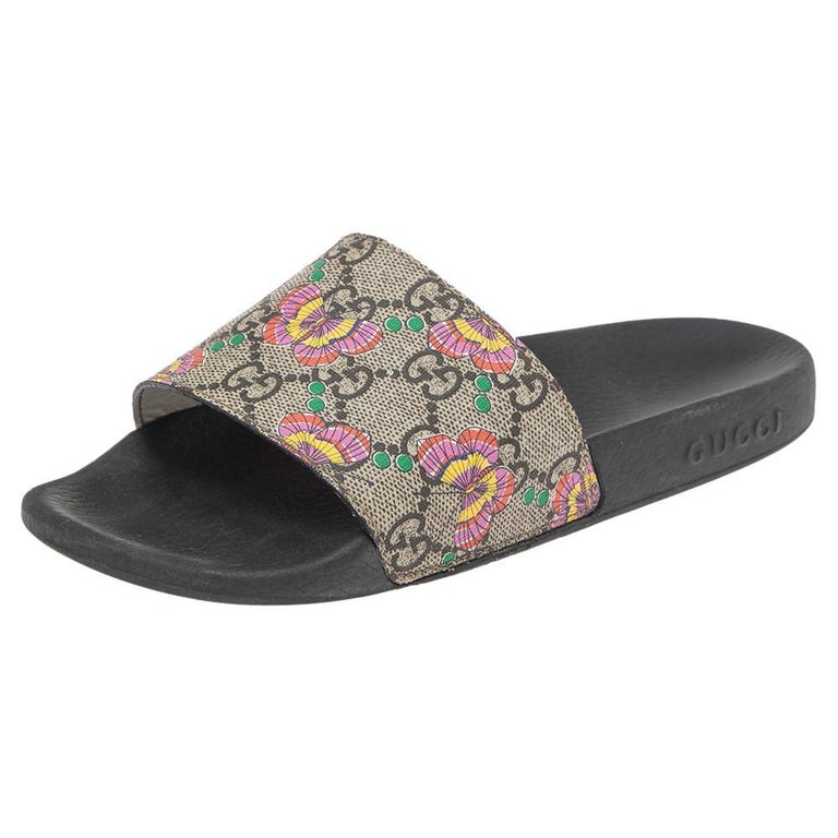 Gucci Beige Butterfly Print GG Supreme Canvas Slide Flat Sandals Size