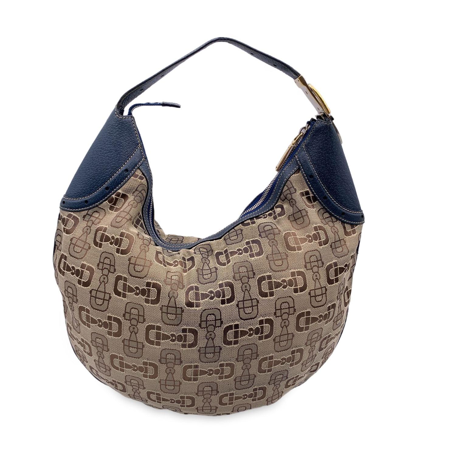 Gucci Beige Canvas Horsebit Print Glam Hobo Shoulder Bag In Excellent Condition For Sale In Rome, Rome