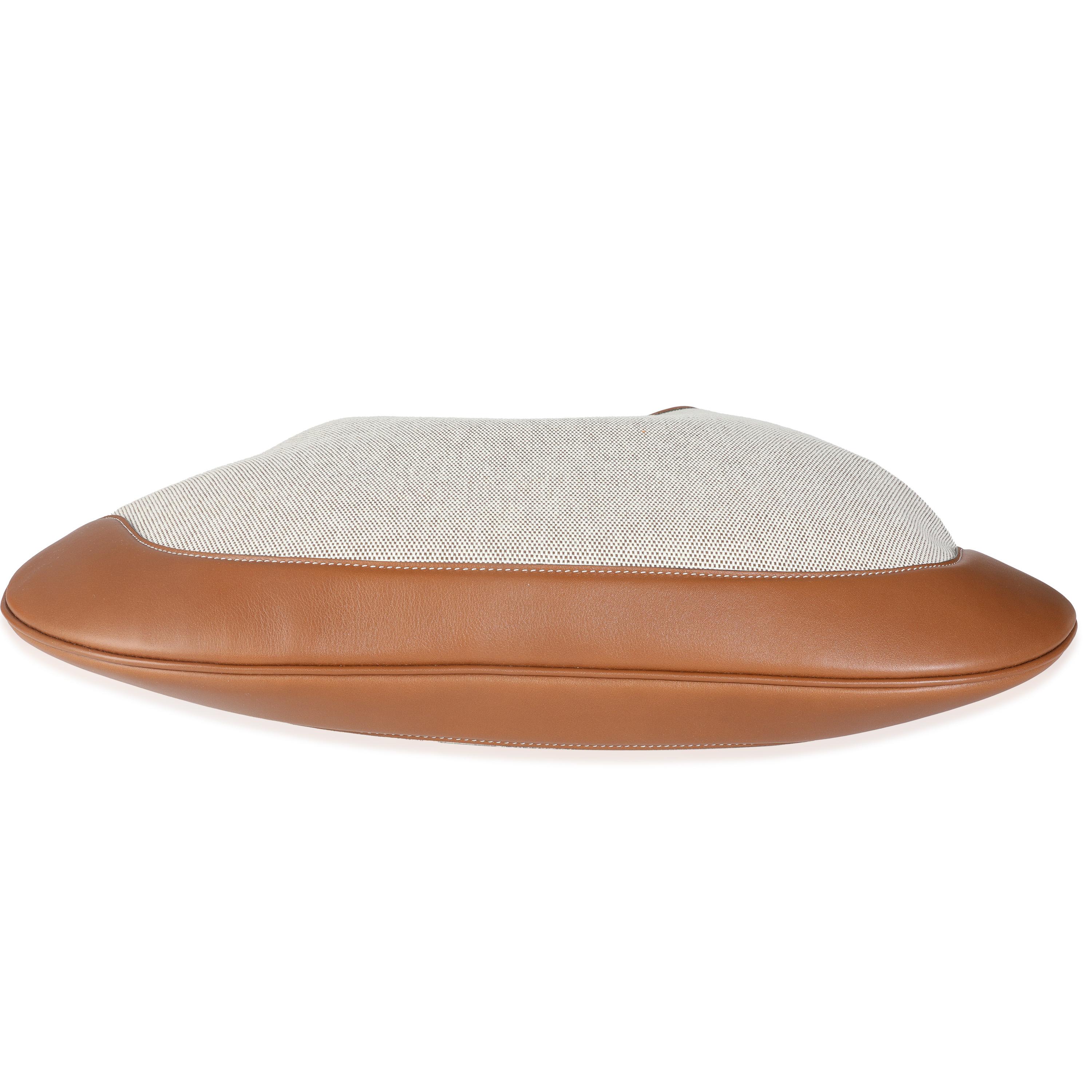 Gucci Beige Canvas Medium B Shoulder Bag For Sale 1