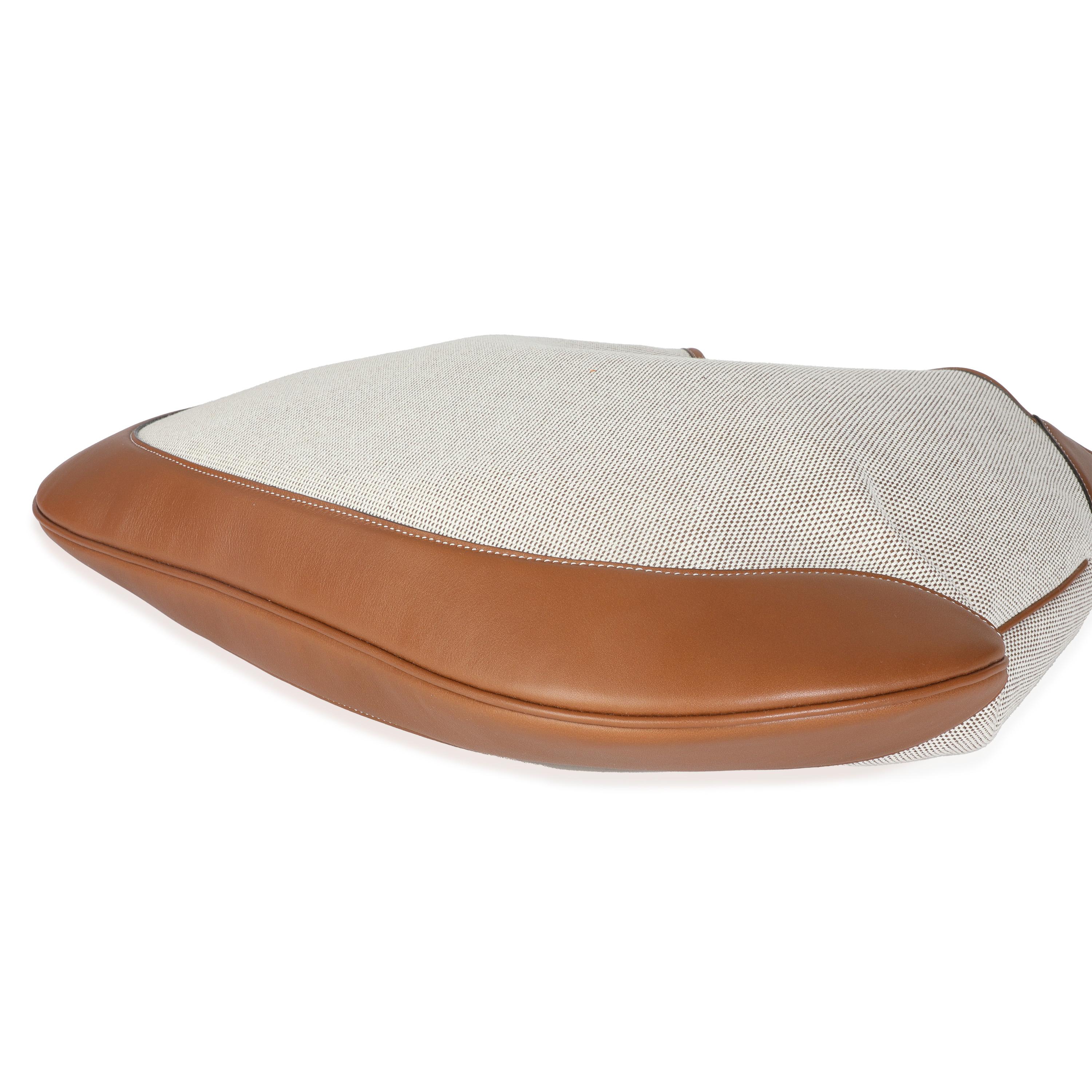 Gucci Beige Canvas Medium B Shoulder Bag For Sale 3