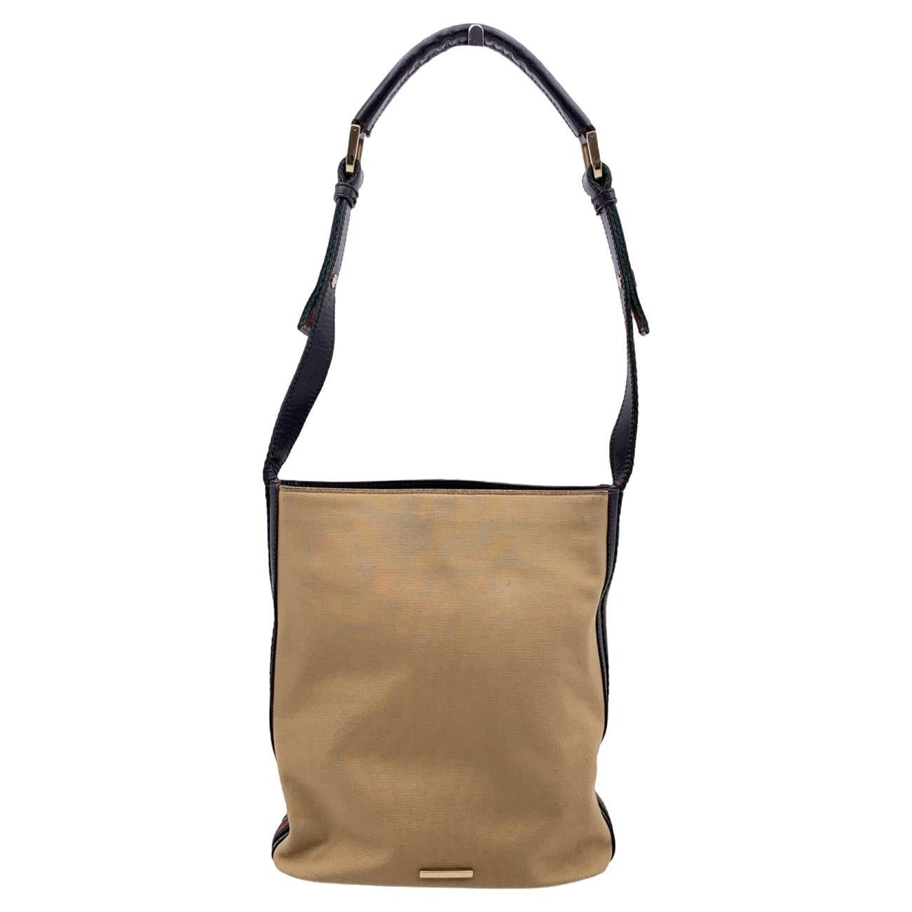 Gucci Beige Canvas Signature Web Bucket Shoulder Bag For Sale