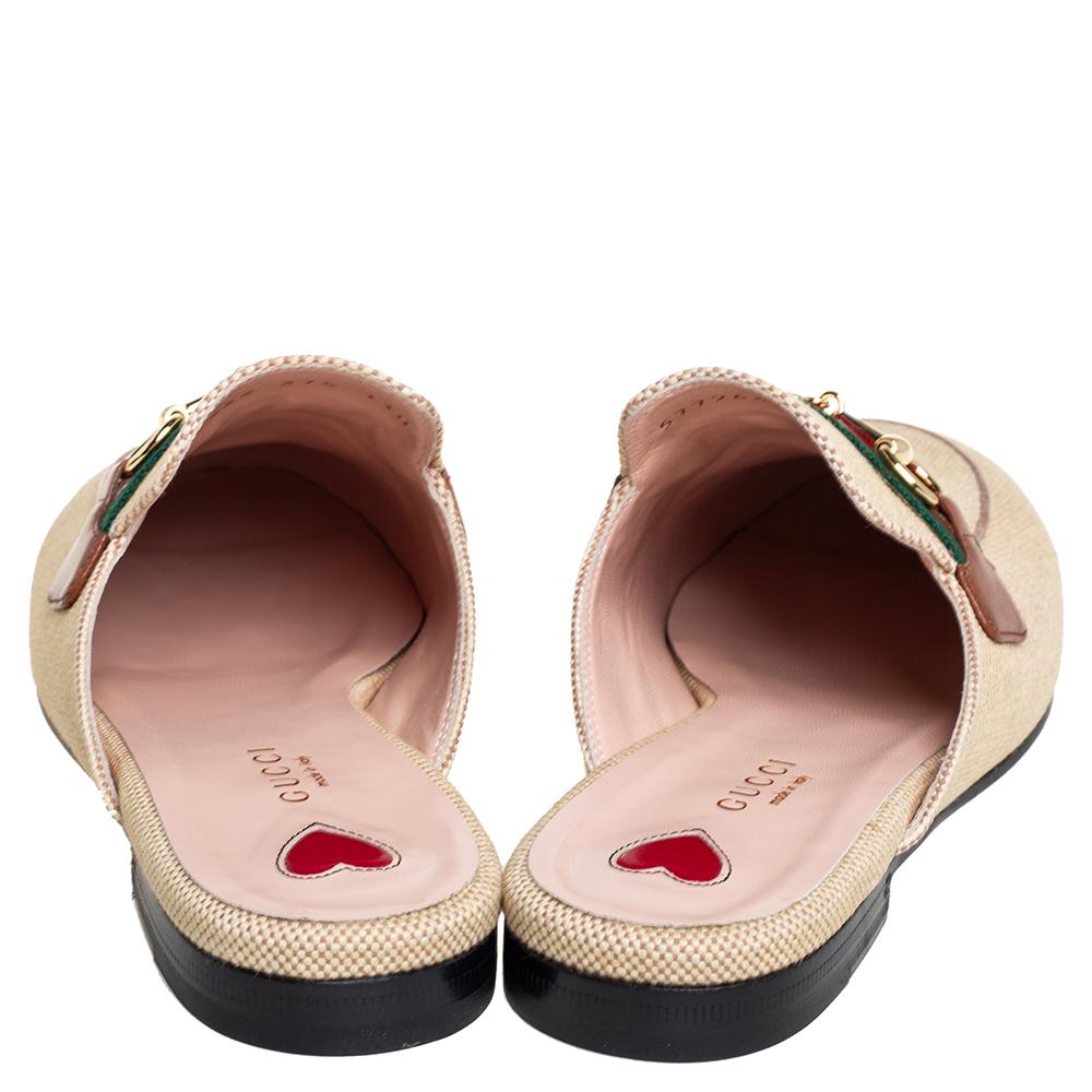 Gucci Beige Canvas Web Princetown Sandals Size 37.5 In New Condition In Dubai, Al Qouz 2