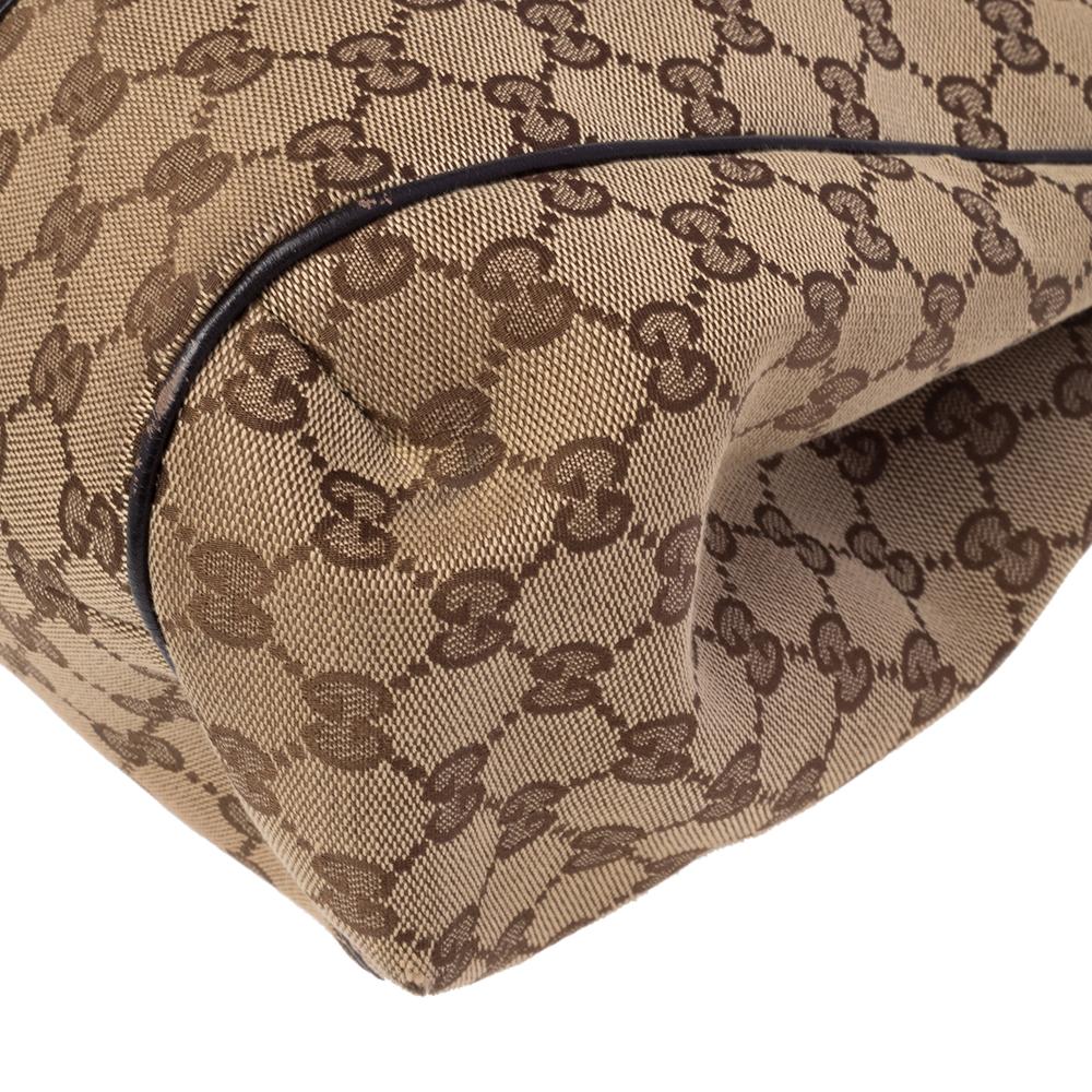 Gucci Beige/Ebony GG Canvas and Leather New Ladies Web Tote In Fair Condition In Dubai, Al Qouz 2