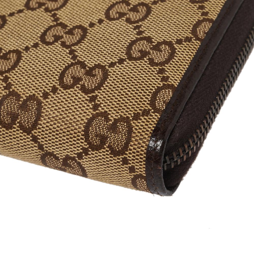 Gucci Beige/Ebony GG Canvas and Leather Zip Around Wallet In Good Condition In Dubai, Al Qouz 2