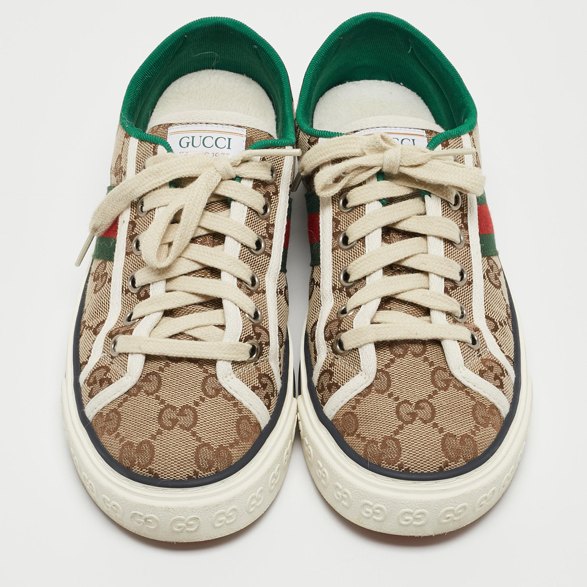 Coming in a classic silhouette, these Gucci Tennis 1977 sneakers are a seamless combination of luxury, comfort, and style. These sneakers are finished with signature details and comfortable insoles.

Includes
Original Dustbag, Original Box, Info